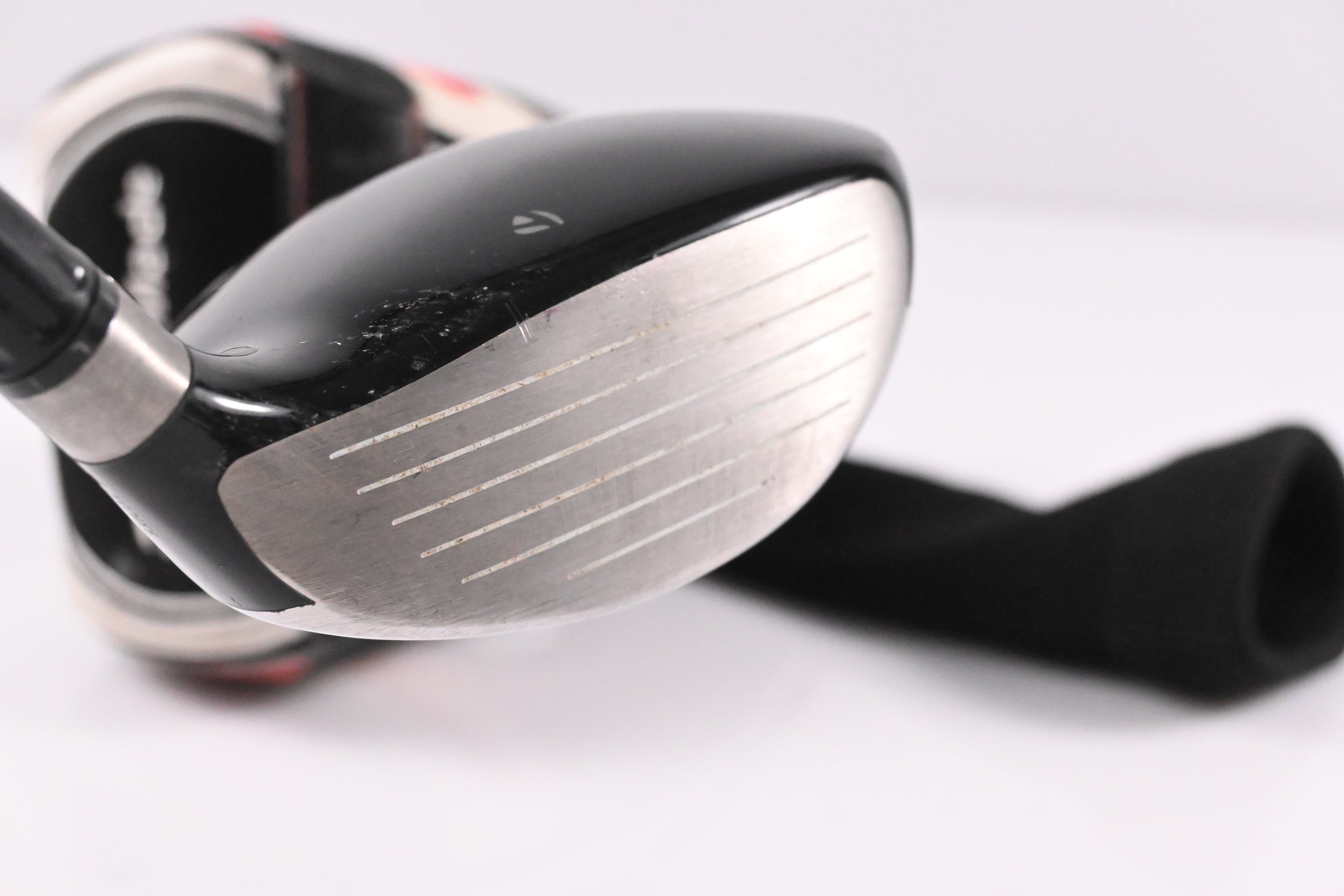 Left Hand Taylormade R9 #3 Wood / 15 Degree / Regular Flex Motore 60 Shaft