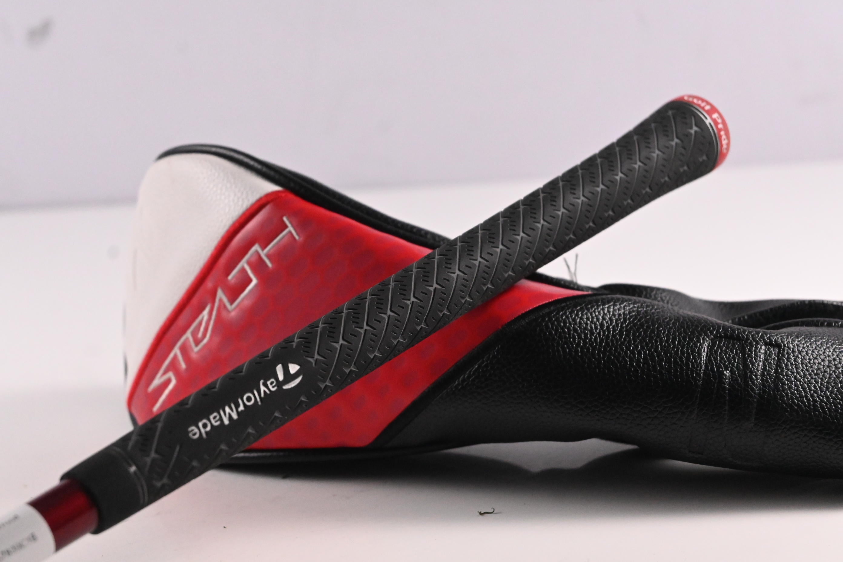 Left Hand Taylormade Stealth 2 #5 Wood / 18 Degree / Stiff Flex Ventus TR Red 6
