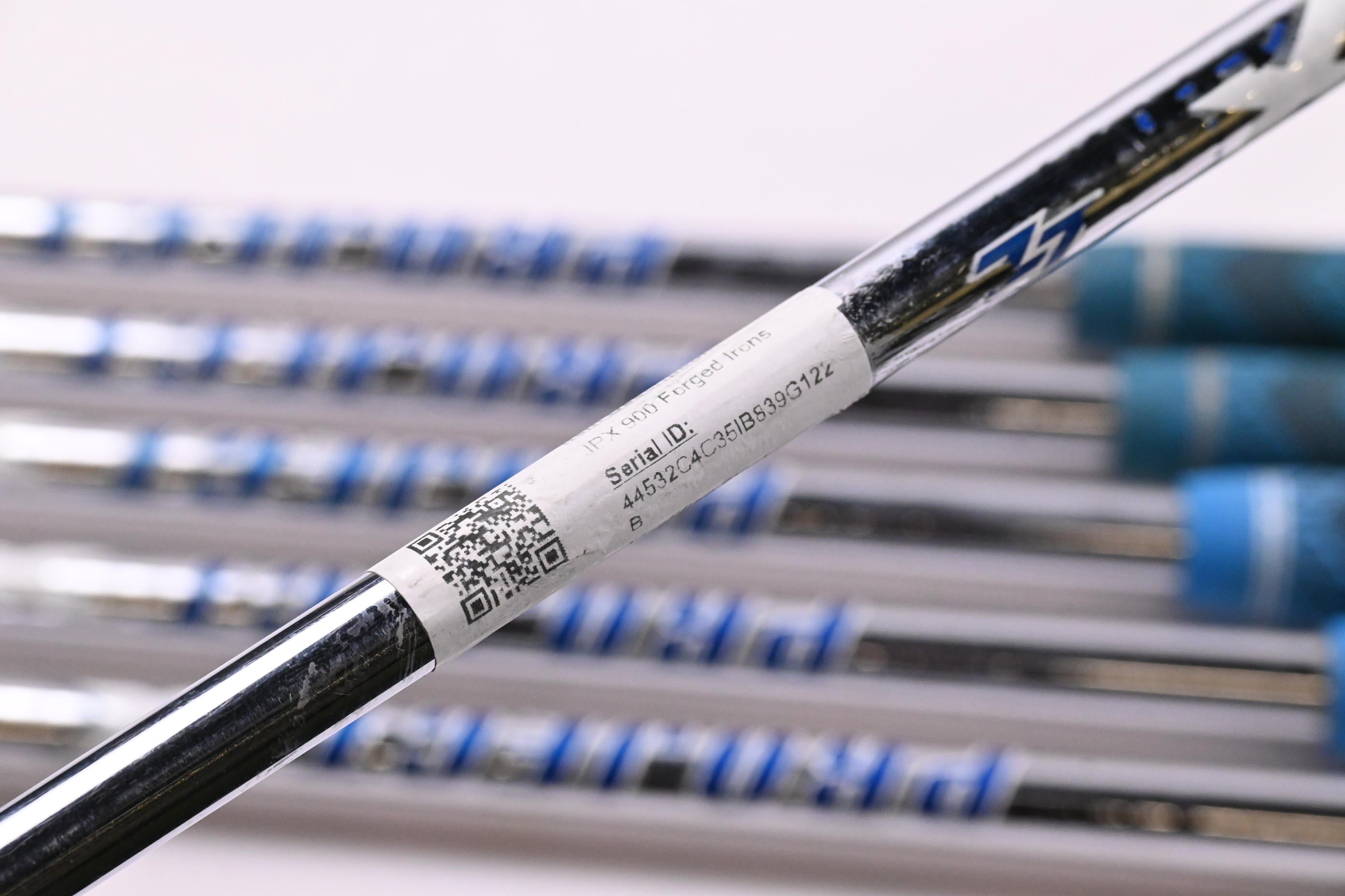 Mizuno JPX 900 Forged Irons / 5-PW / Regular Flex Project X LZ 115 Shafts
