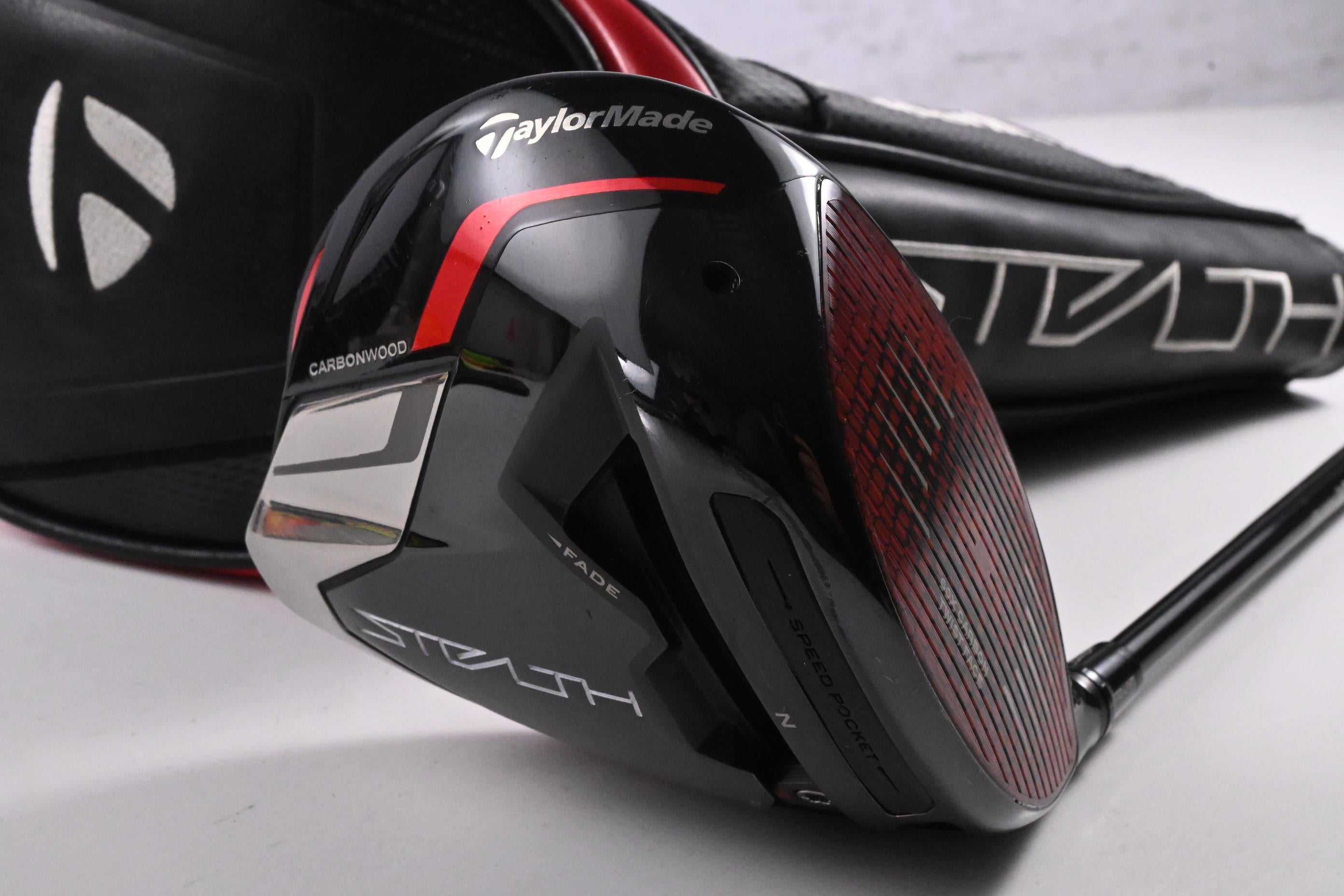 Taylormade Stealth Plus Driver / 9 Degree / X-Flex Kai'li White 70 Shaft
