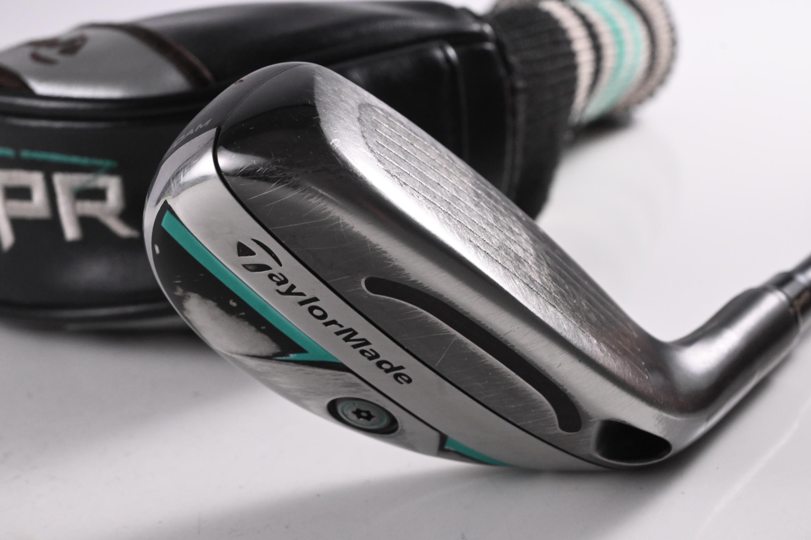 Taylormade GAPR Hi #4 Hybrid / 22 Degree / Regular Flex KBS Hybrid 70 Shaft