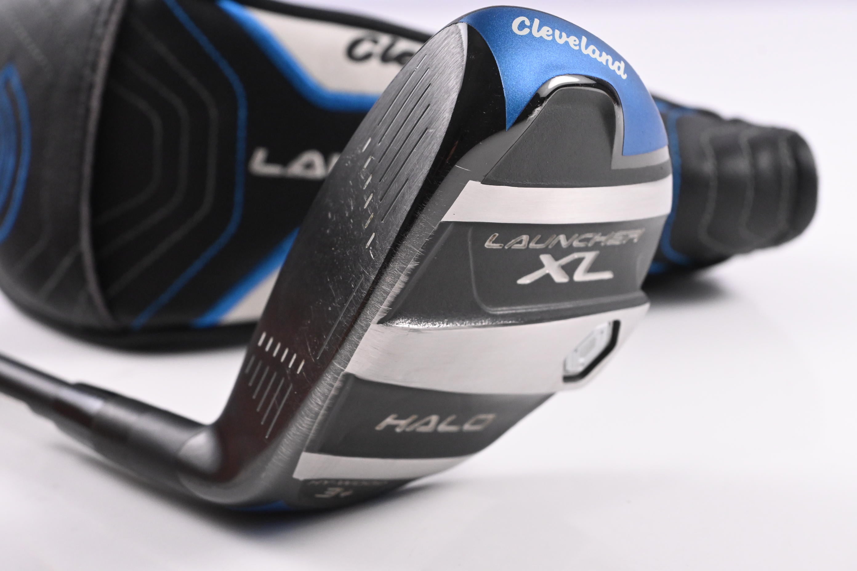 Left Hand Cleveland Launcher XL Halo #3 Hybrid / 18 Degree / Stiff flex Cypher