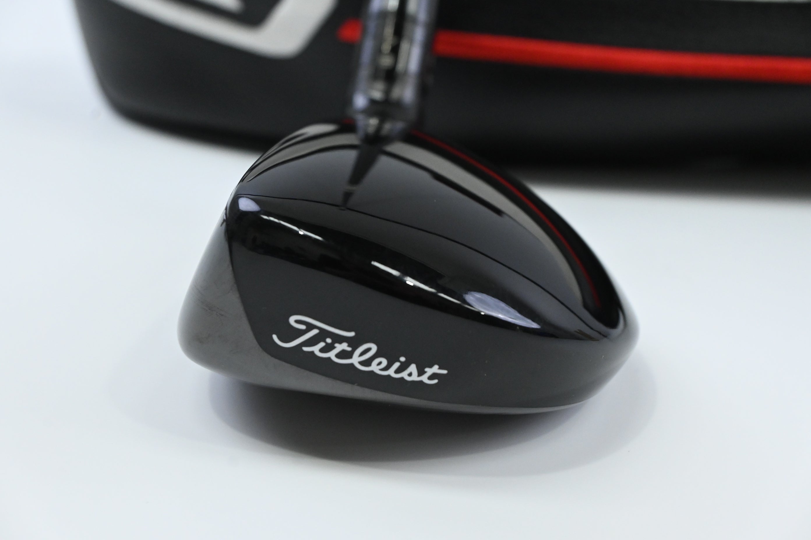 Left Hand Titleist GT2 #4 Hybrid / 21 Degree / Stiff Flex Tensei 1K Blue 65 Shaft