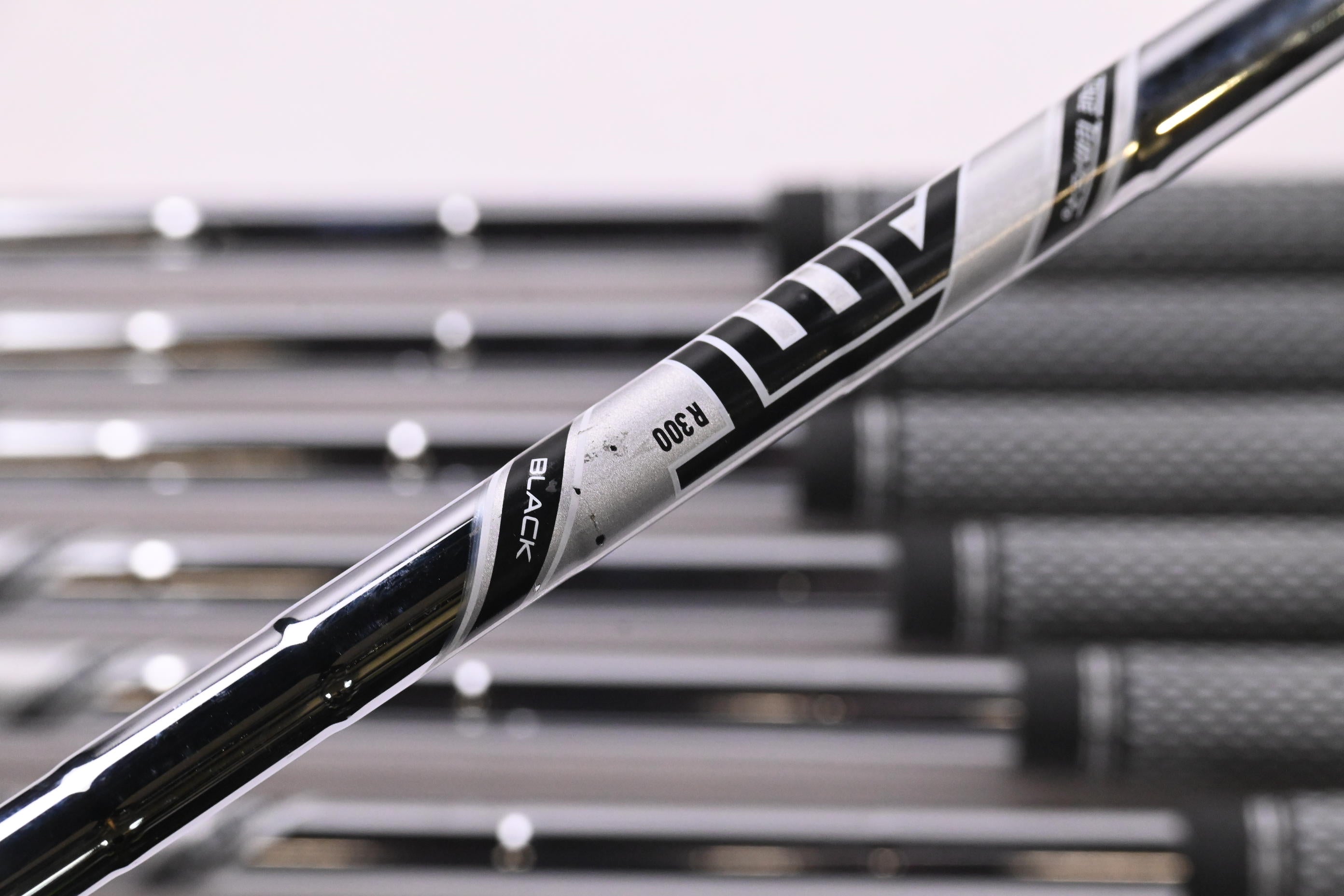 Titleist T200 2021 Irons / 5-PW / Regular Flex AMT Black R300 Shafts