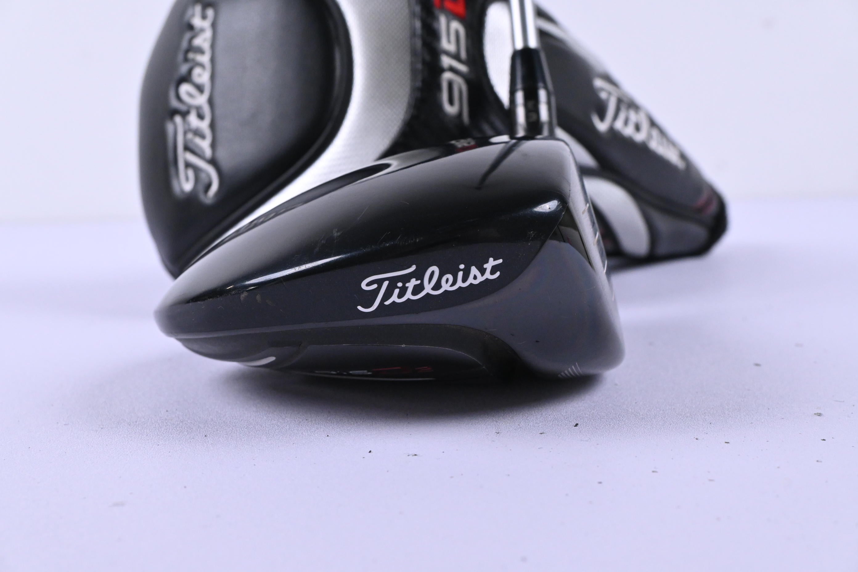 Titleist 915 D2 Driver / 9.5 Degree / Stiff Flex Diamana M+ 50 Shaft