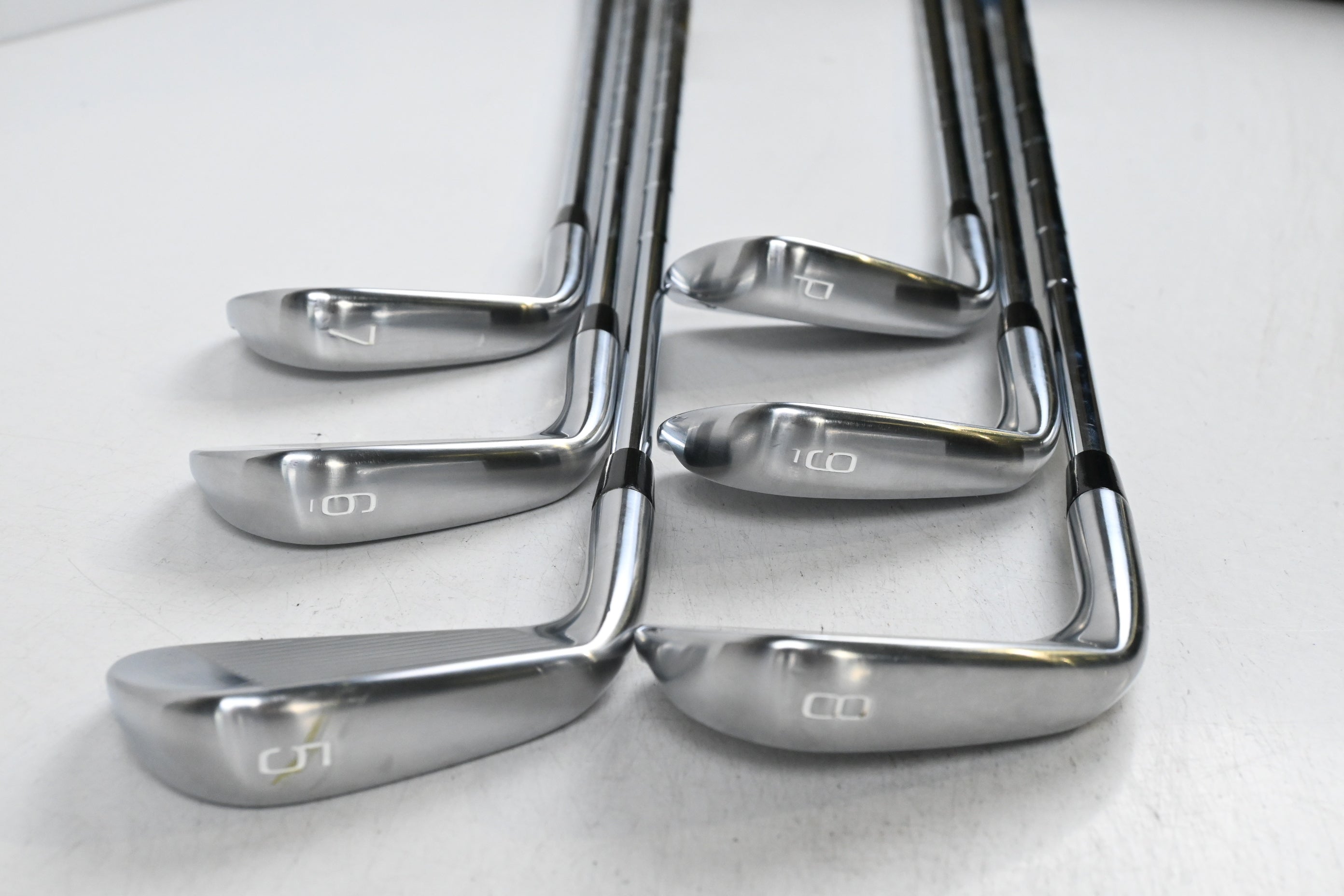 Mizuno M-15 Irons / 5-PW / Stiff Flex Dynamic Gold Mid 115 S300 Shafts
