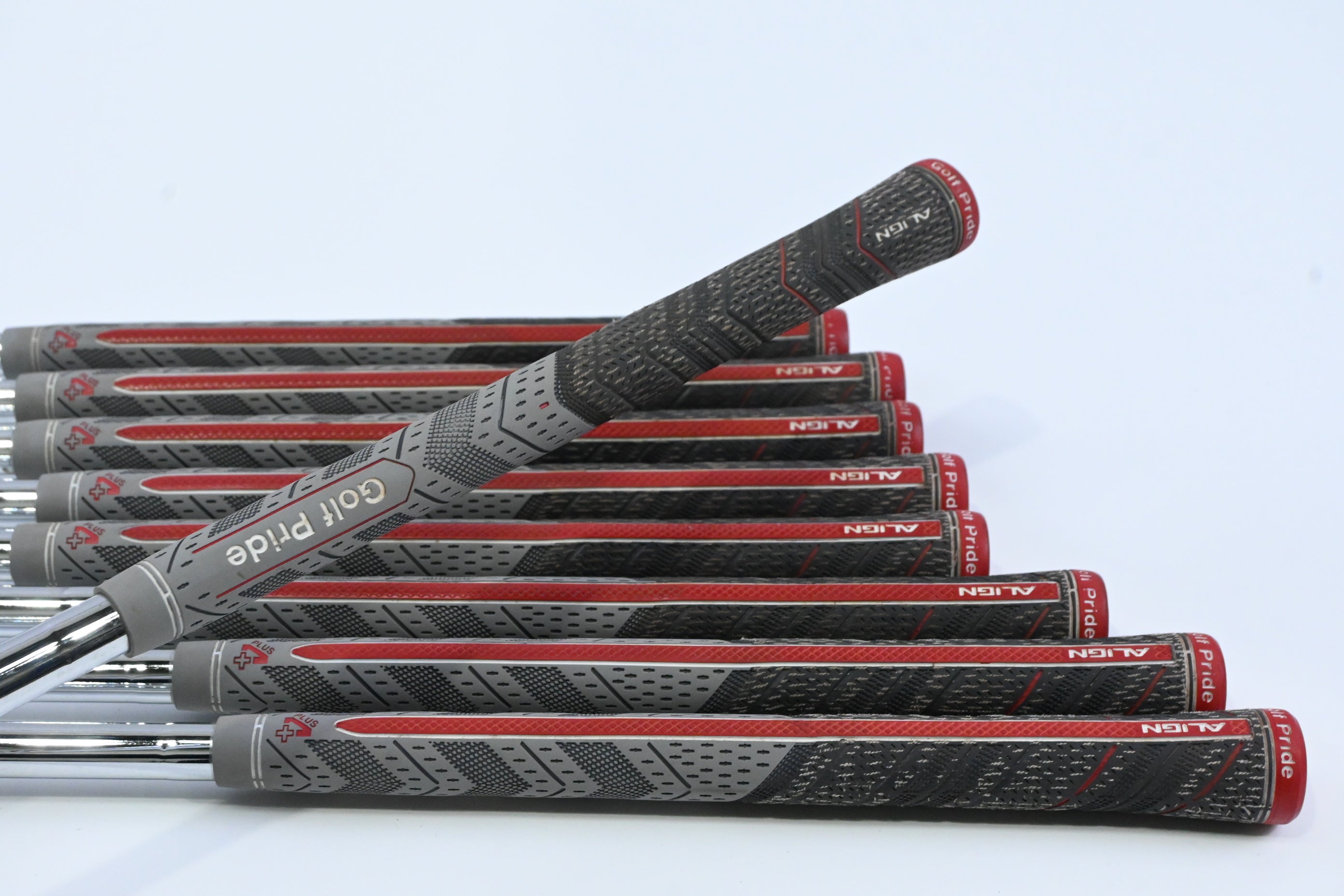 Wilson D9 Irons / 4-PW+GW+SW / Regular Flex KBS MAX Ultralite Shafts