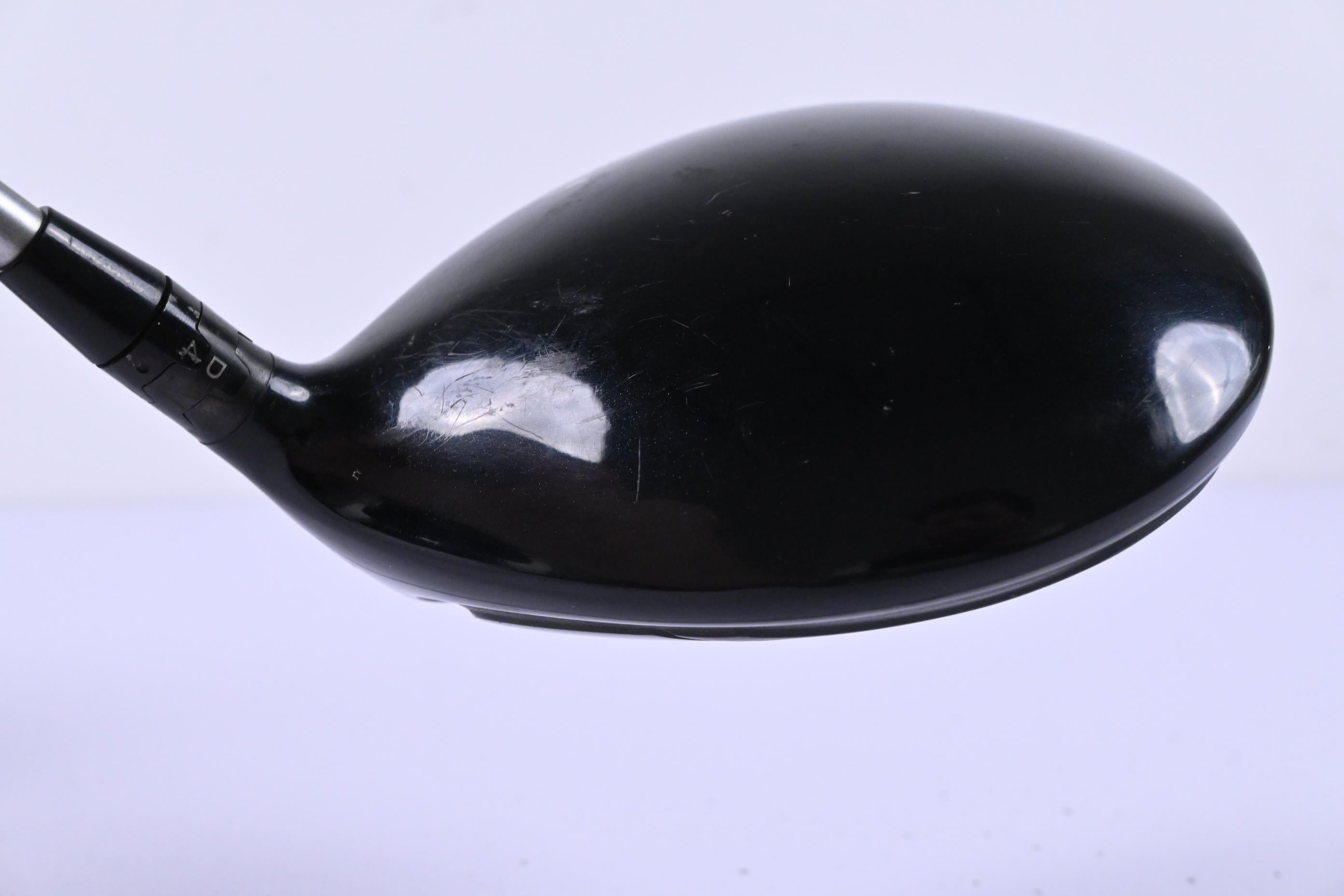 Titleist 915 D2 Driver / 9.5 Degree / Stiff Flex Diamana M+ 50 Shaft