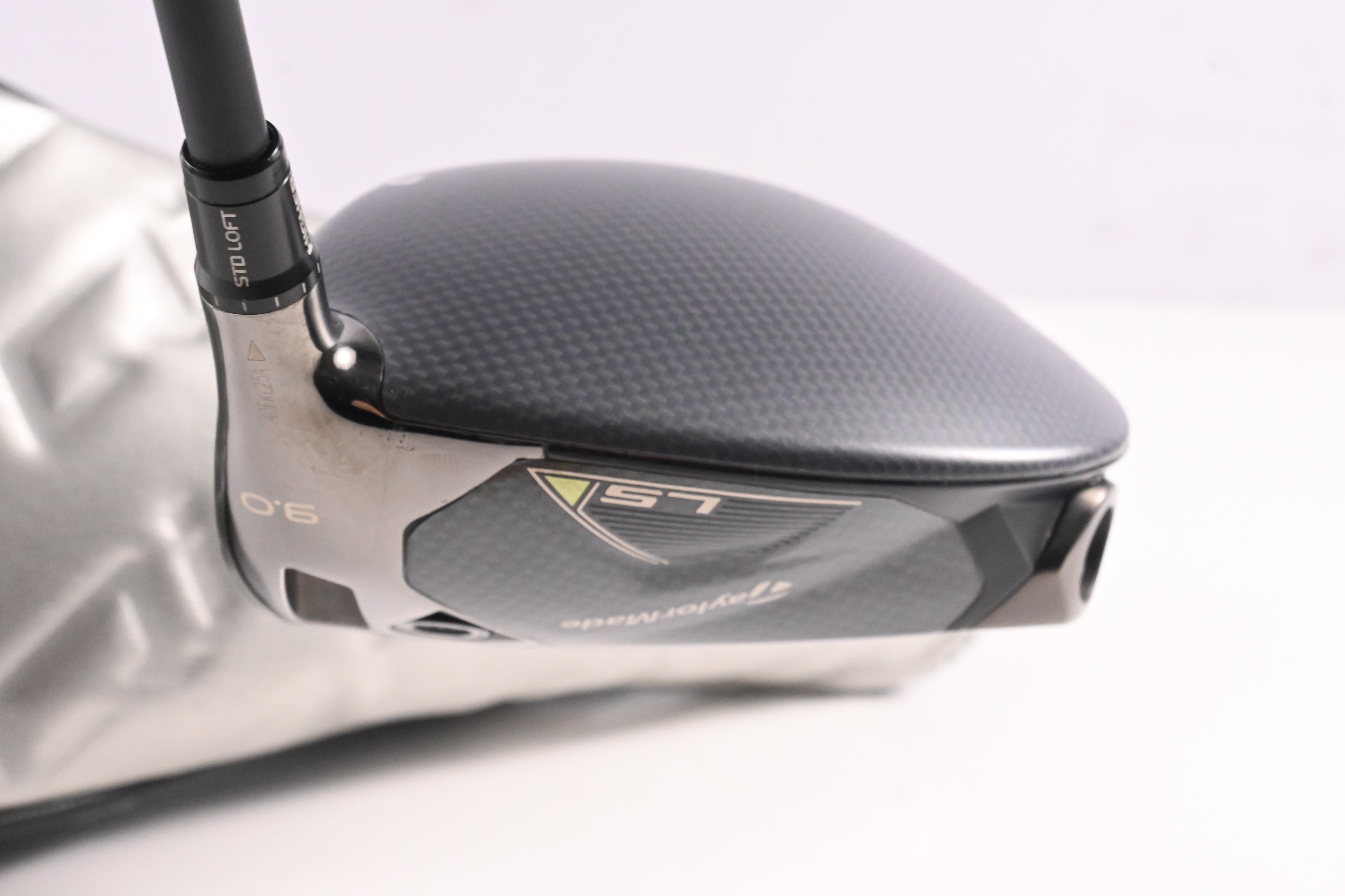 Taylormade Qi35 LS Driver / 9 Degree / Stiff Flex Kai'li Blue CB Dark Wave 60