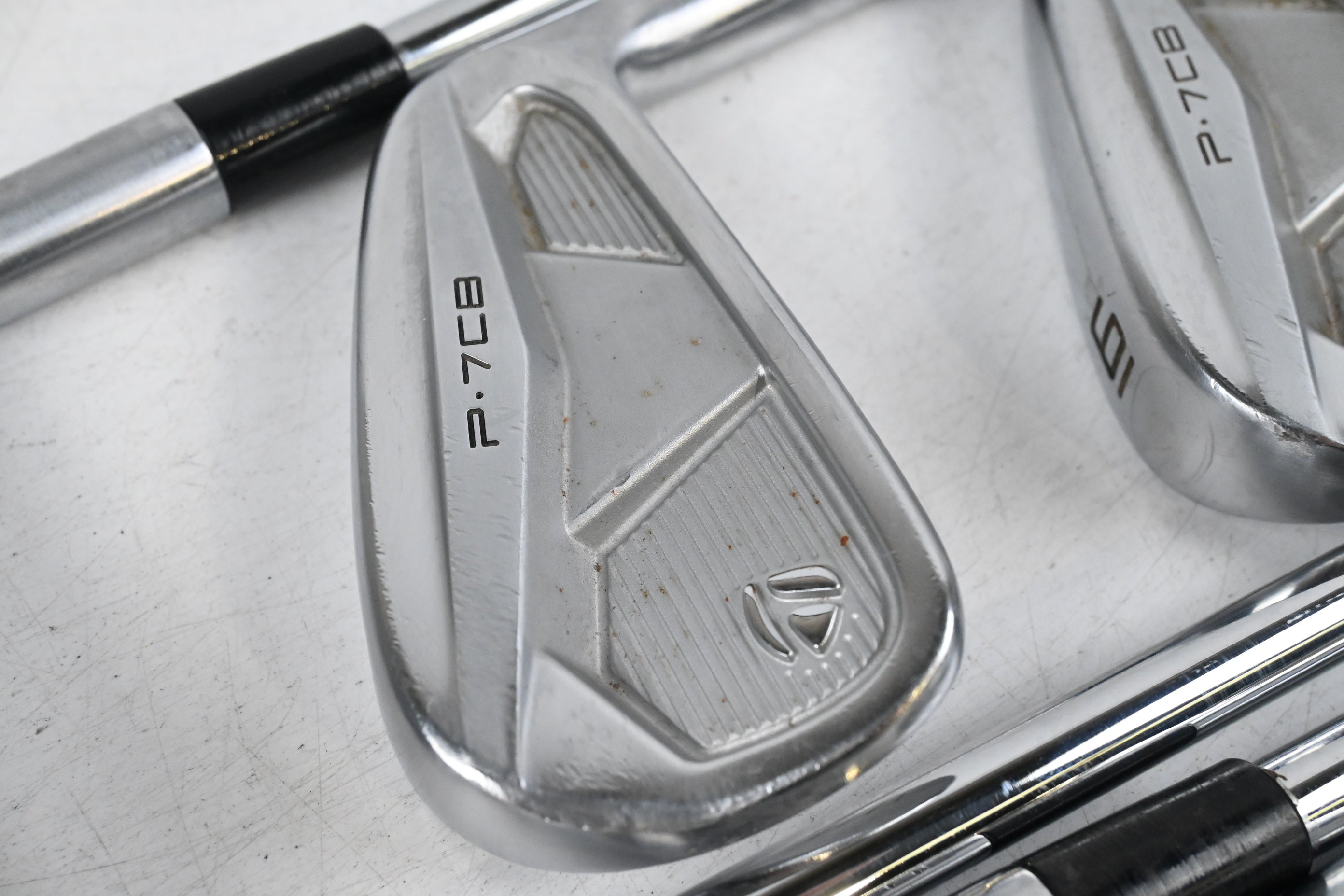 Taylormade P.7CB Irons / 4-PW / Stiff Flex Dynamic Gold Mid 115 S300 Shafts