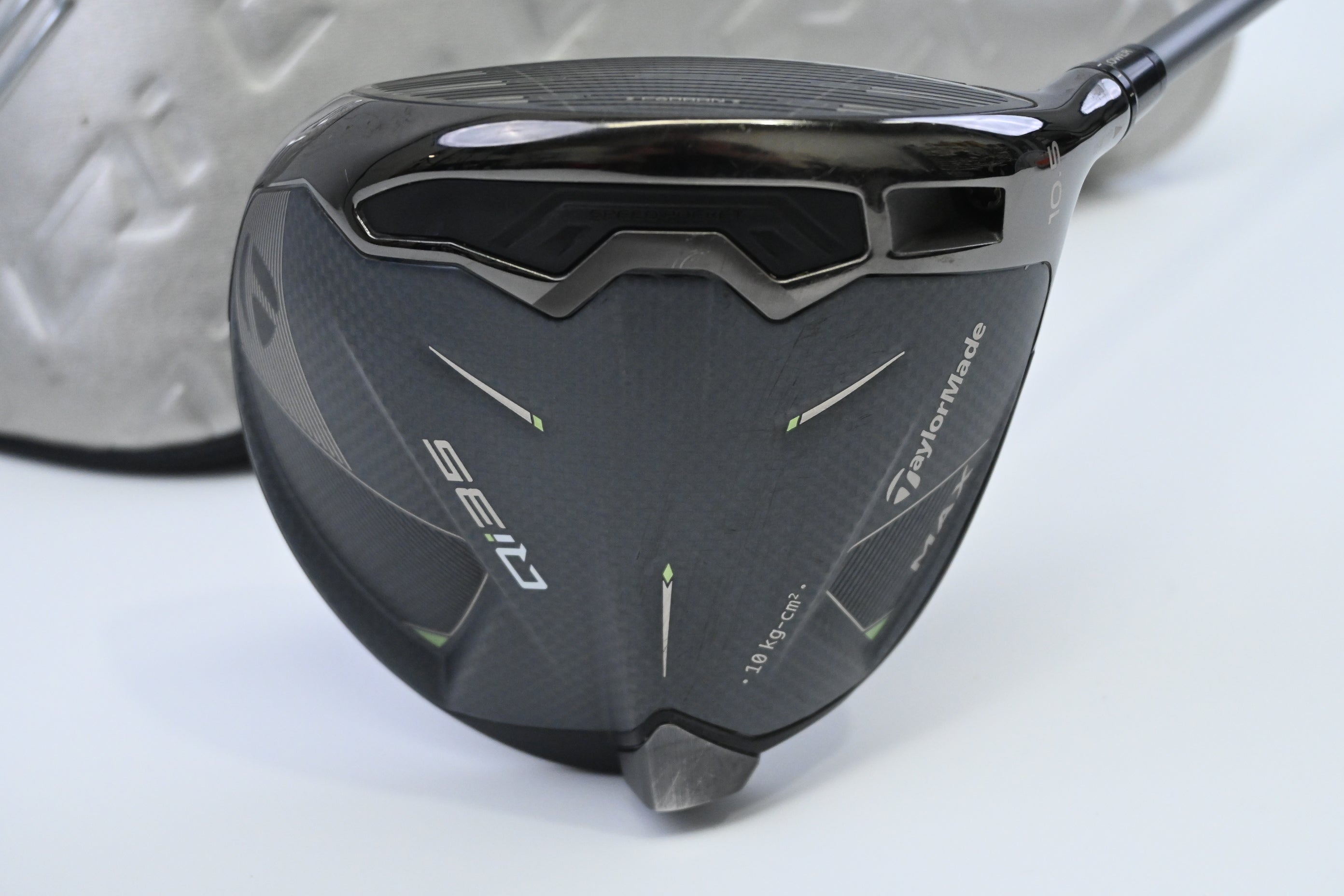 Taylormade Qi35 Max Driver / 10.5 Degree / Regular Flex Fujikura AirSpeeder 50
