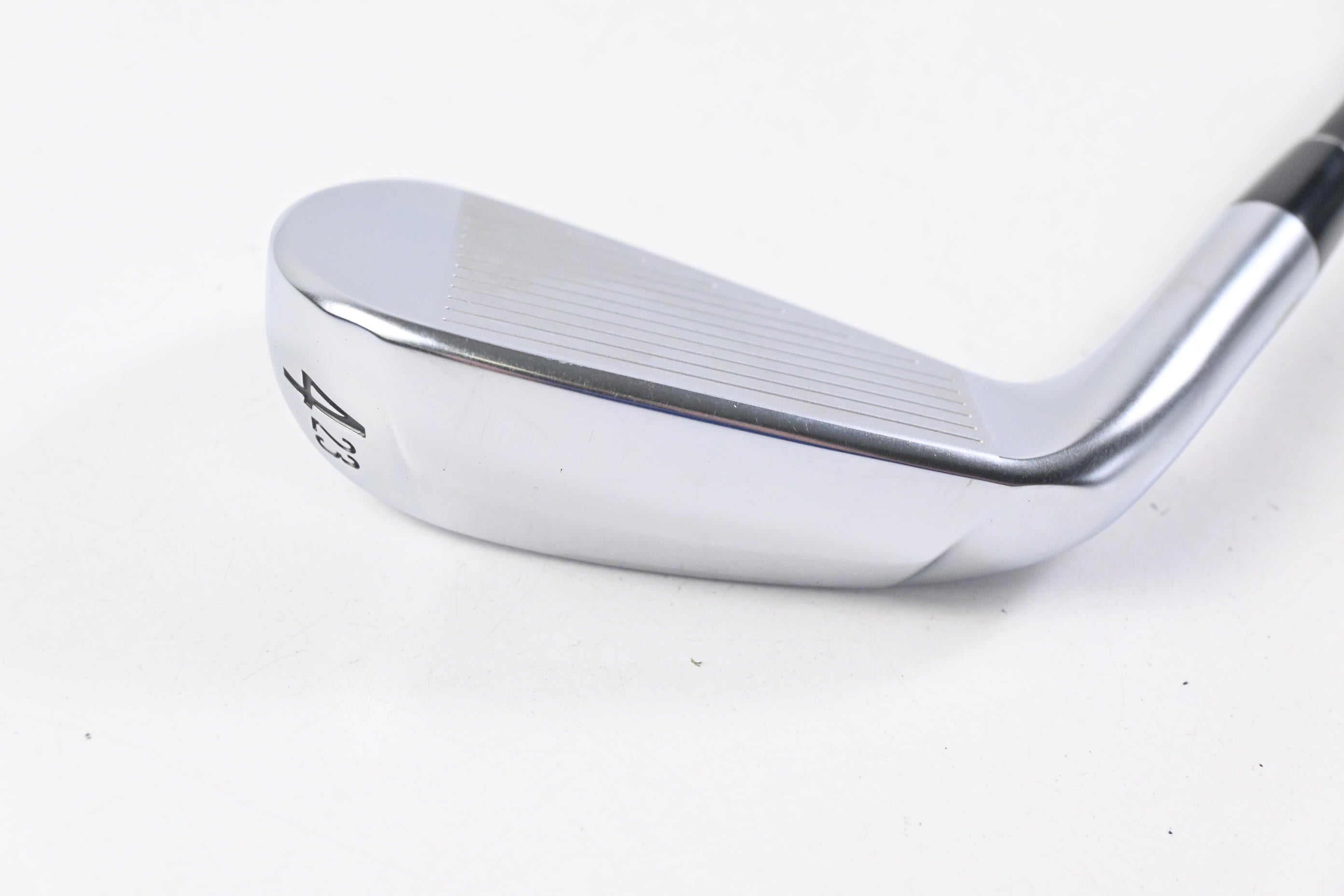 Srixon ZXiU Utility #4 Iron / 23 Degree / Stiff Flex MMT Black 80 Shaft