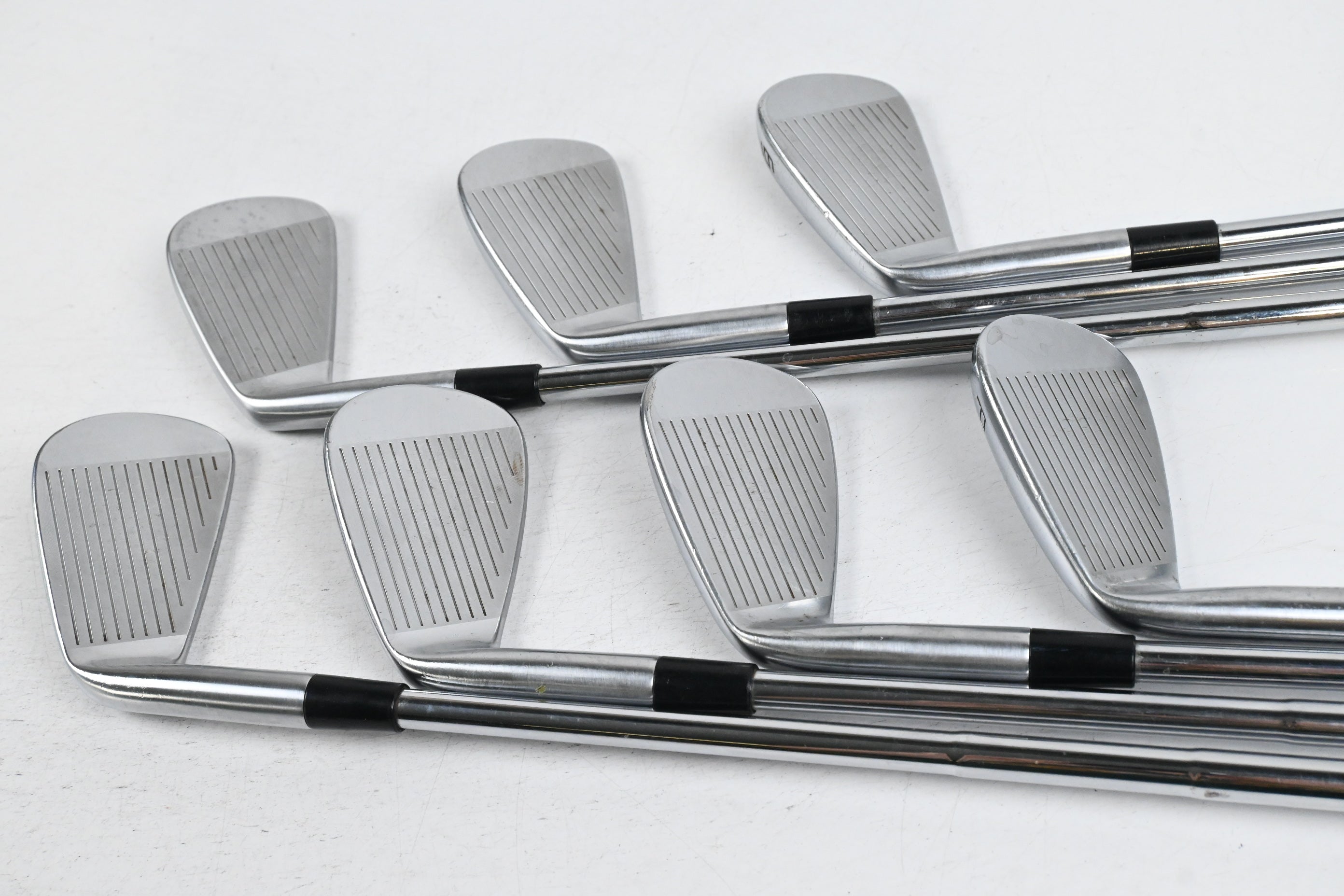 Taylormade P.7CB Irons / 4-PW / Stiff Flex Dynamic Gold Mid 115 S300 Shafts