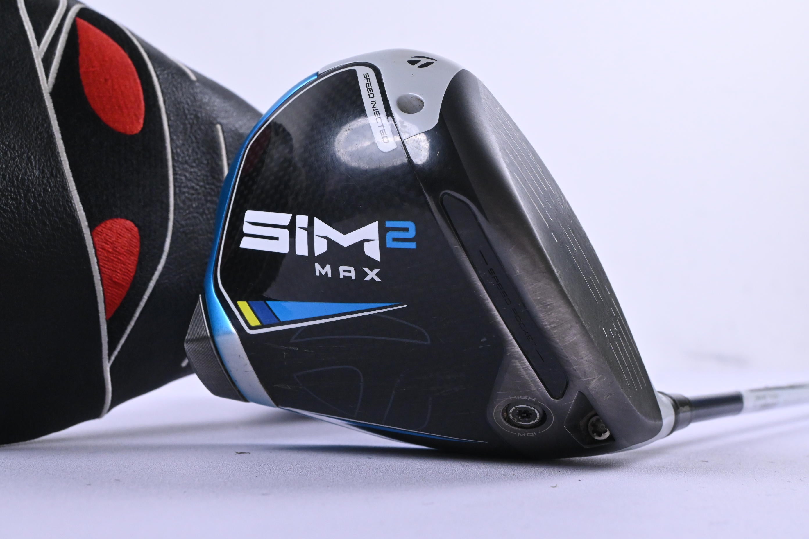 Taylormade SIM2 Max Driver / 10.5 Degree / Regular Flex Fujikura Ventus Blue 5