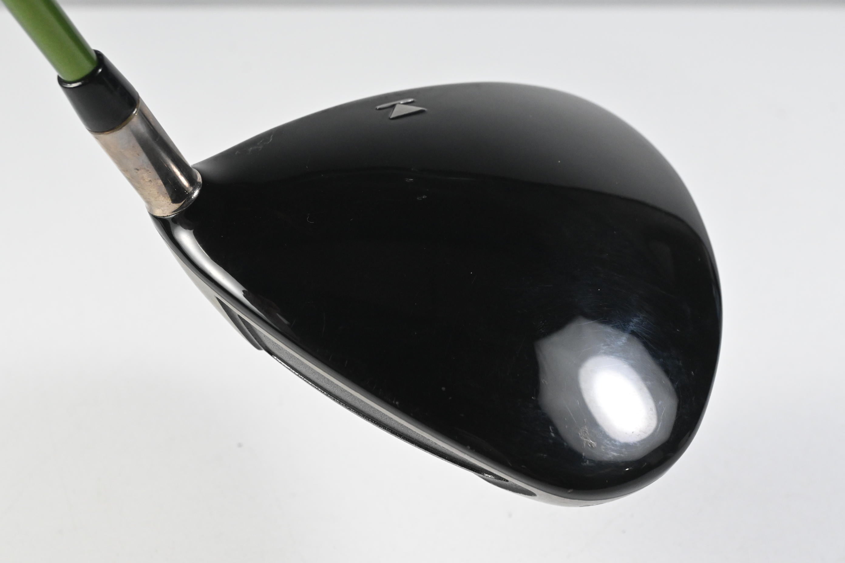 Titleist 907 D1 Driver / 9.5 Degree / Stiff Flex Aldila NV Snake Eye SE65 Shaft