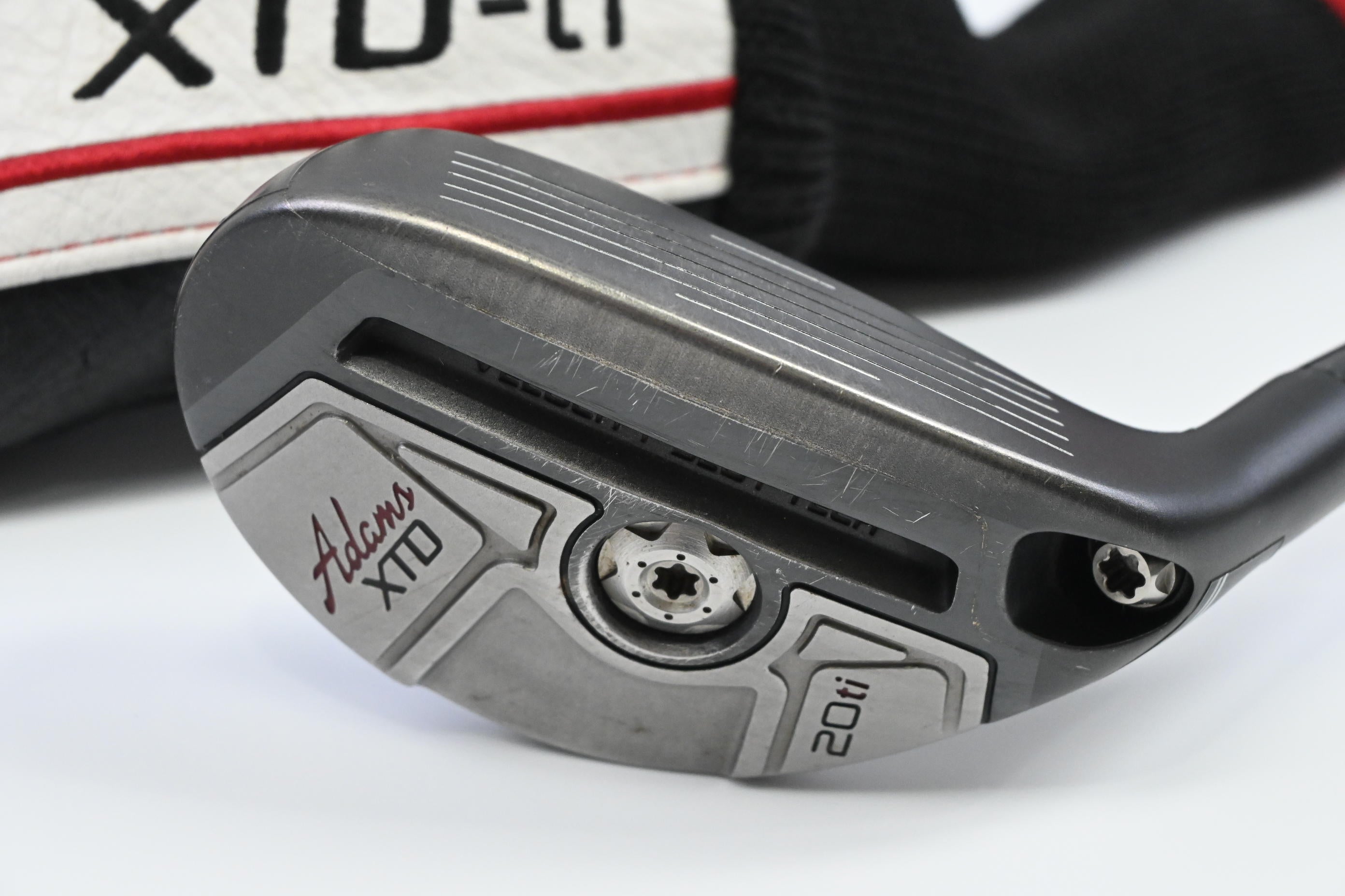 Adams XTD #4 Hybrid / 20 Degree / Stiff Flex Matrix Ozik Atlus hQ3 Red Tie Shaft