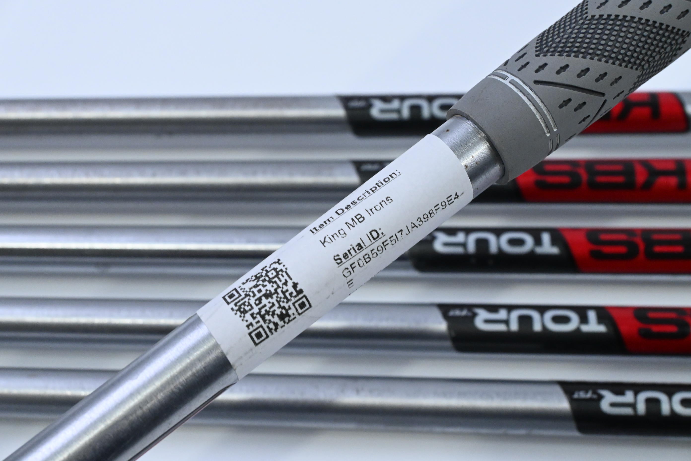 Cobra King CB/MB Combo Set Irons / 4-PW / X-Flex KBS Tour C-Taper 130 Shafts