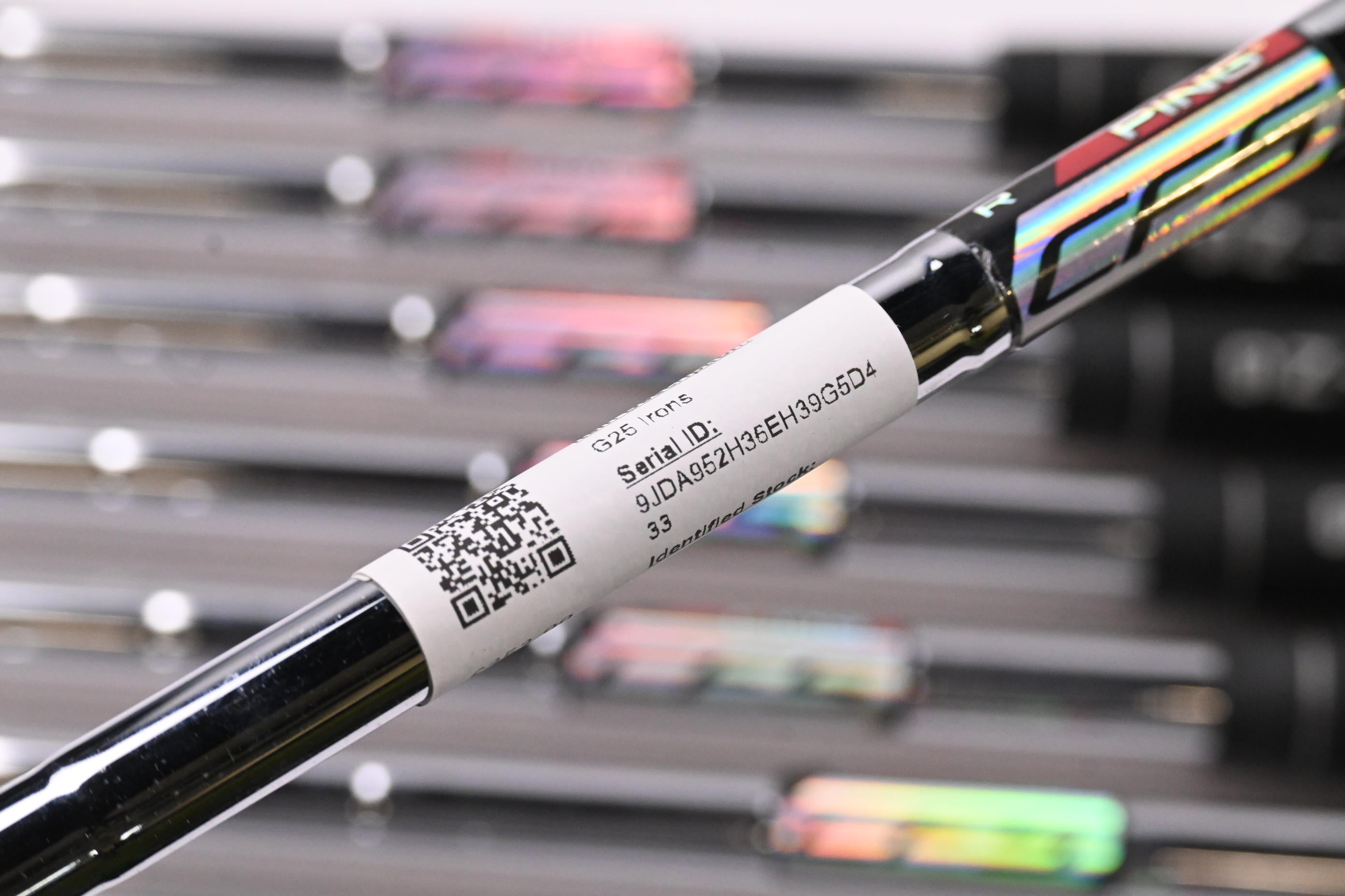 Ping G25 Irons / 4-PW+SW / White Dot / Regular Flex Ping CFS Shafts