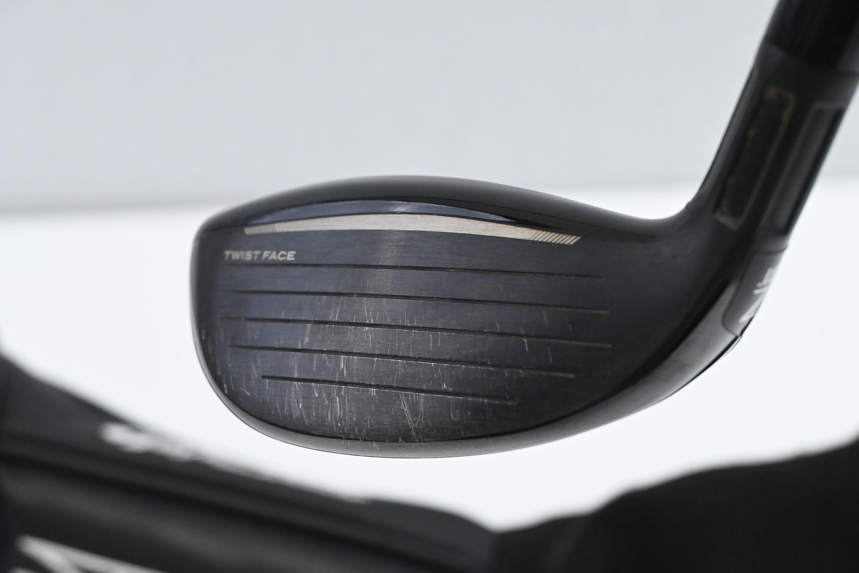 Taylormade Stealth #7 Hybrid / 31 Degree / Senior Flex Bassara 55 Shaft