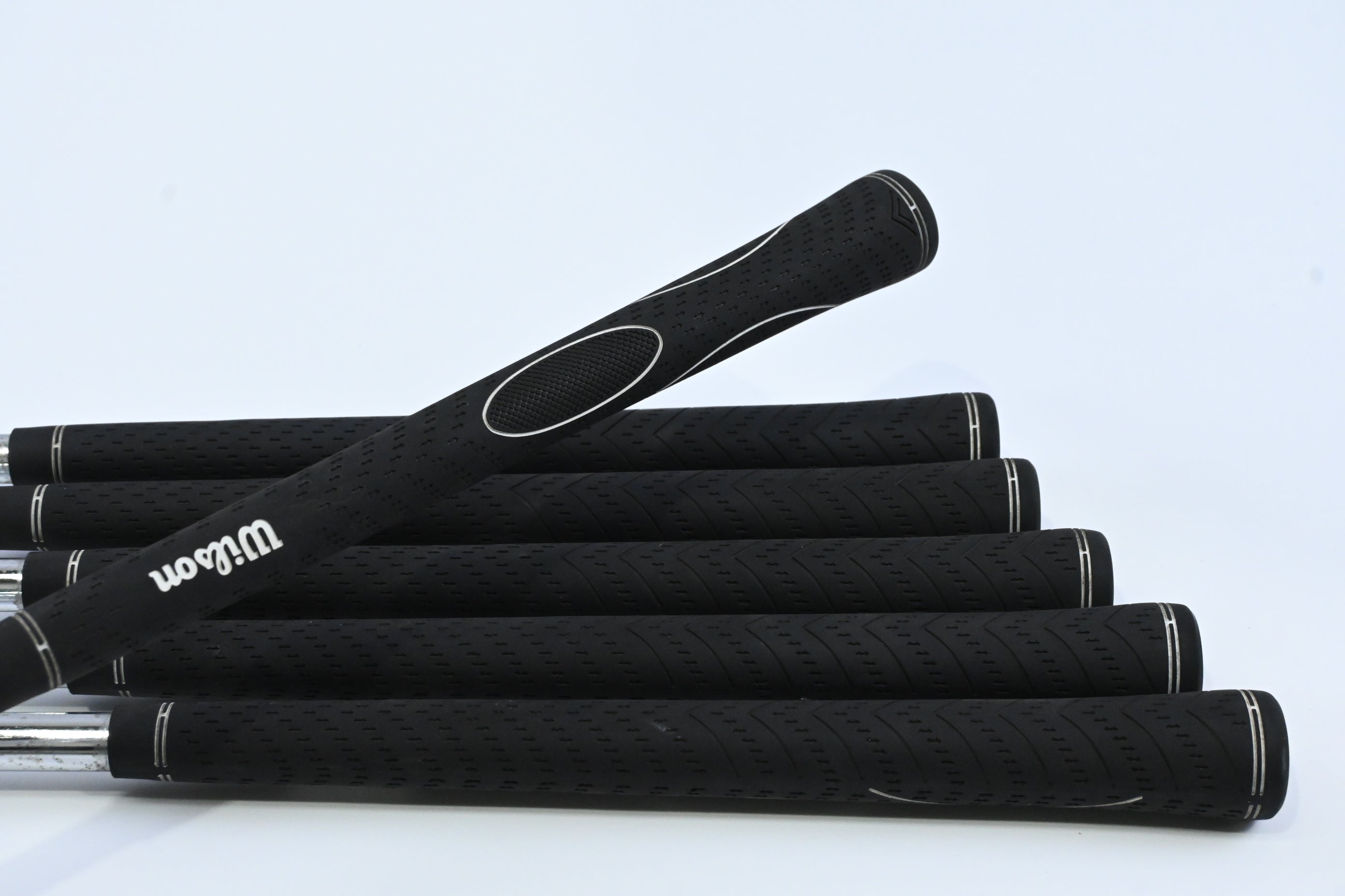 Wilson Ultra HL Irons / 6-PW+SW / Regular Flex Steel Shafts