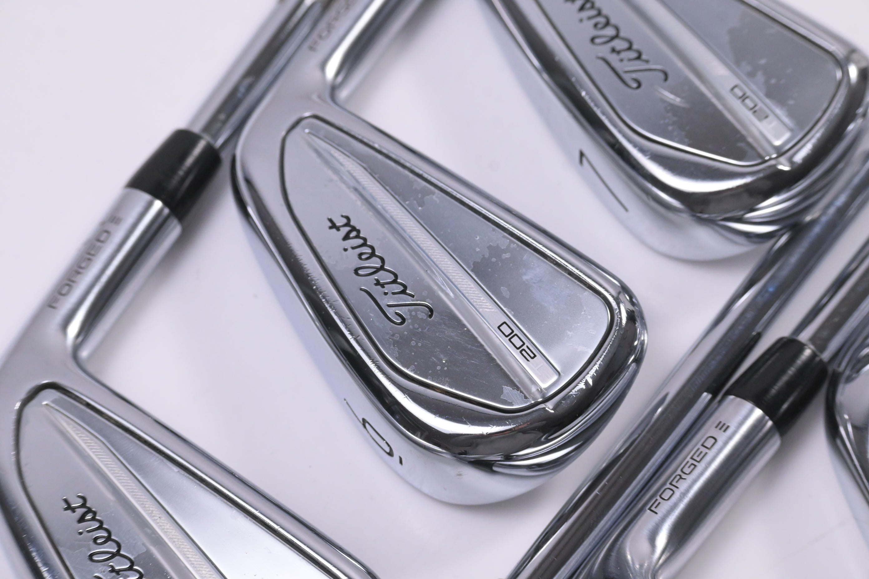 Titleist T200 2023 Irons / 5-PW+GW / Stiff Flex True Temper AMT Black Shafts