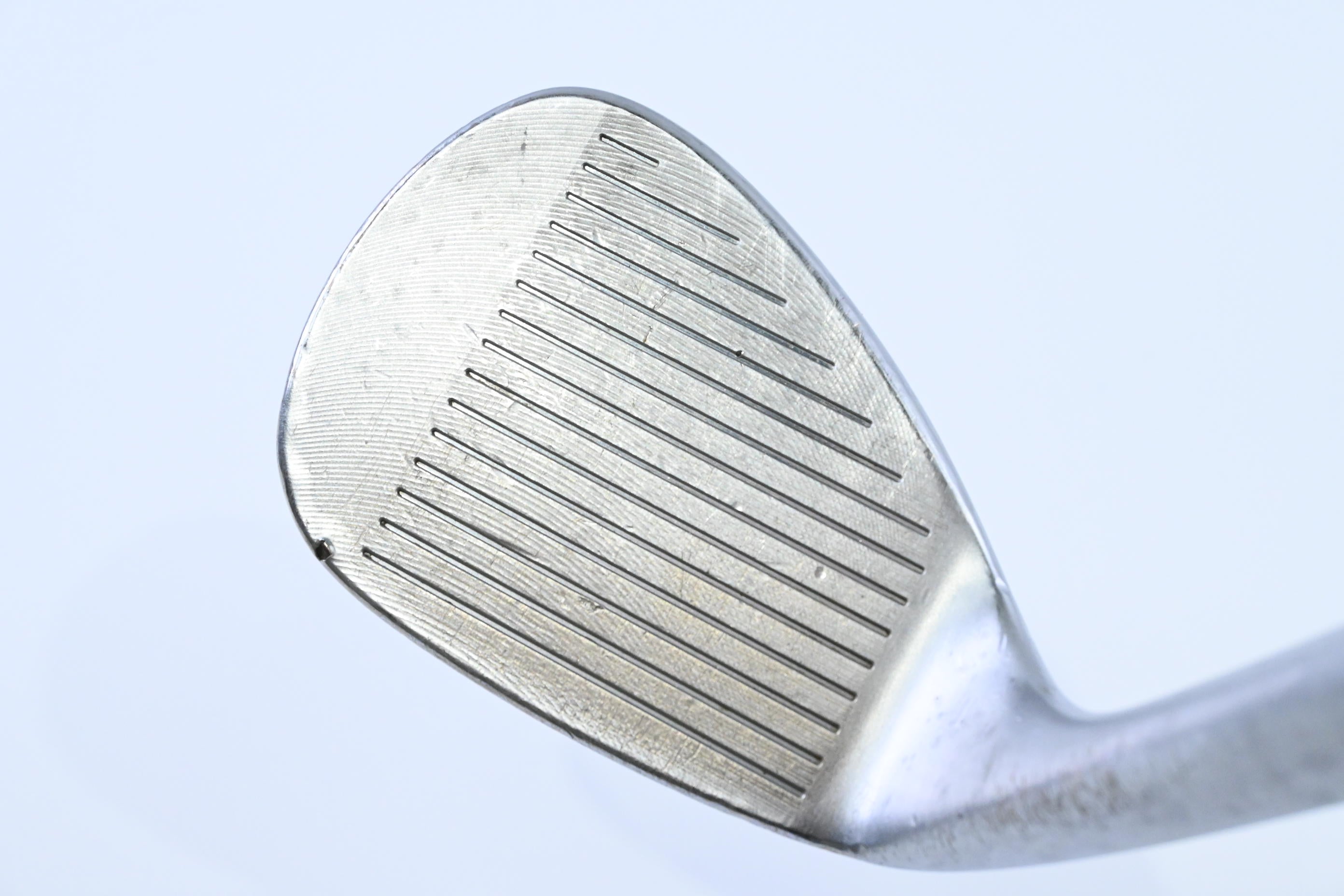 Cleveland 588 RTX Lob Wedge / 60 Degree / Wedge Flex Dynamic Gold Shaft
