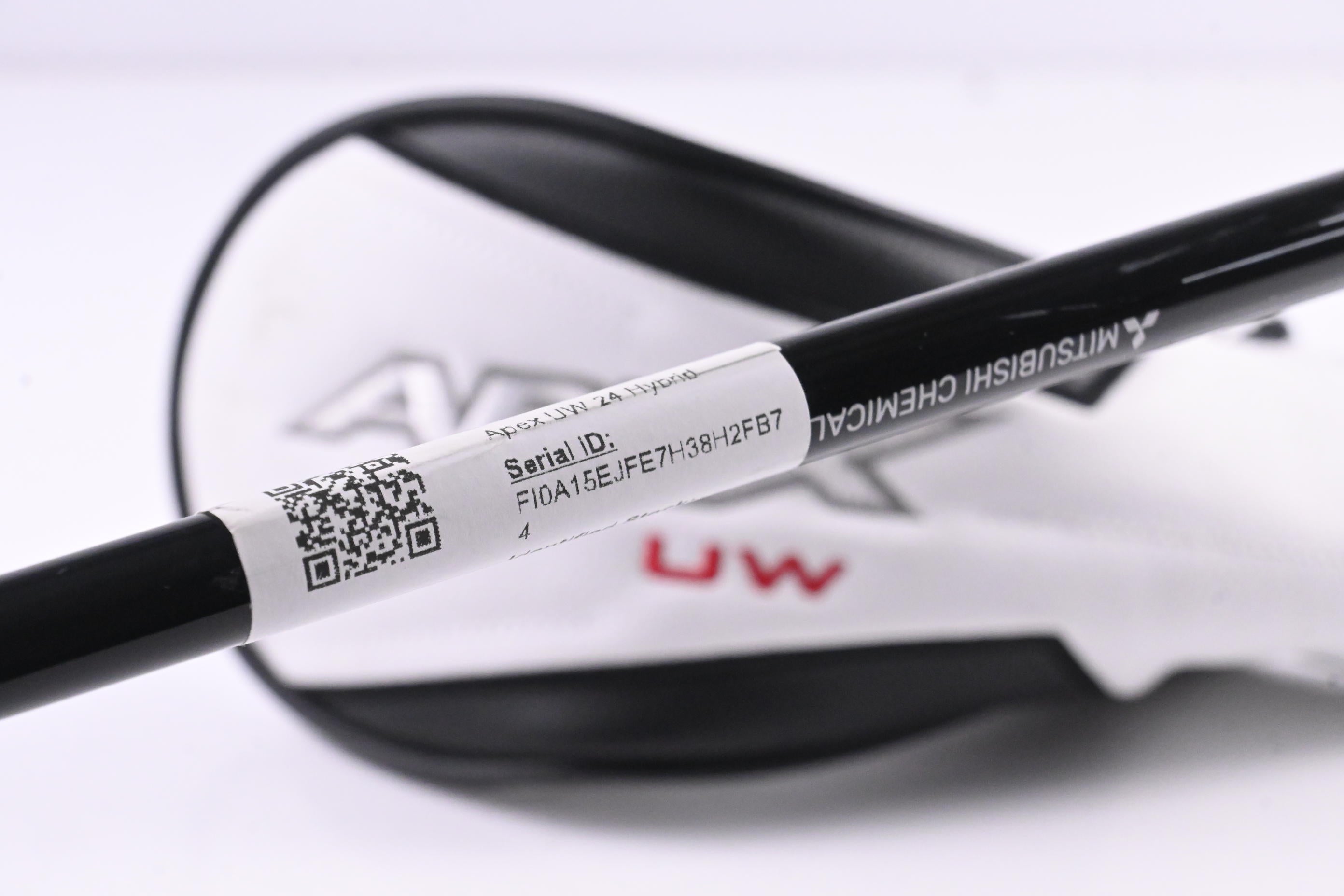 Callaway Apex UW 24 #4 Hybrid / 21 Degree / Regular Flex MMT 70 Shaft