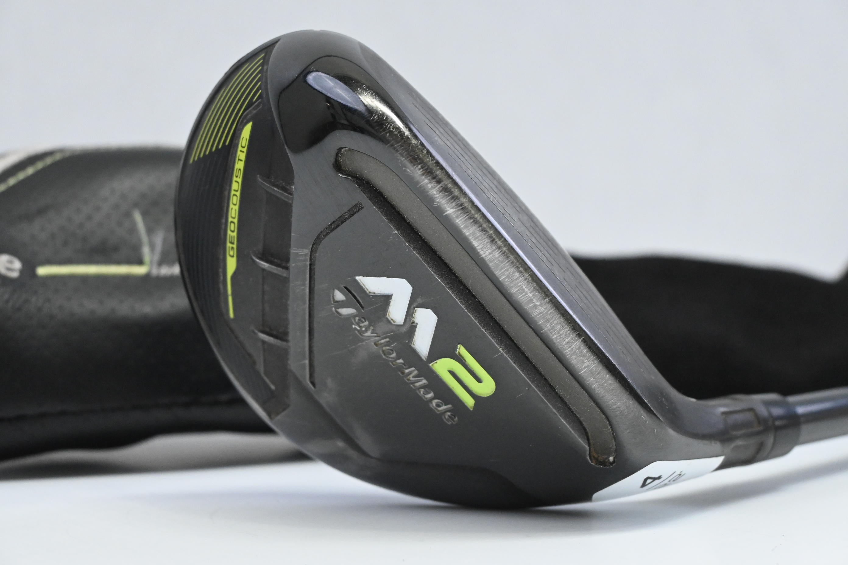 Taylormade M2 2017 #4 Hybrid / 22 Degree / Regular Flex Taylormade M2 Reax 65