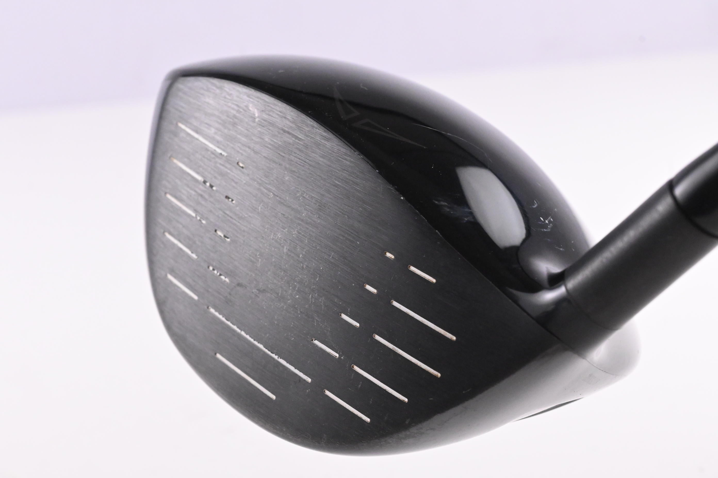Ping i15 Driver / 9.5 Degree / Stiff Flex UST Proforce AXIVcore 69 Series Shaft