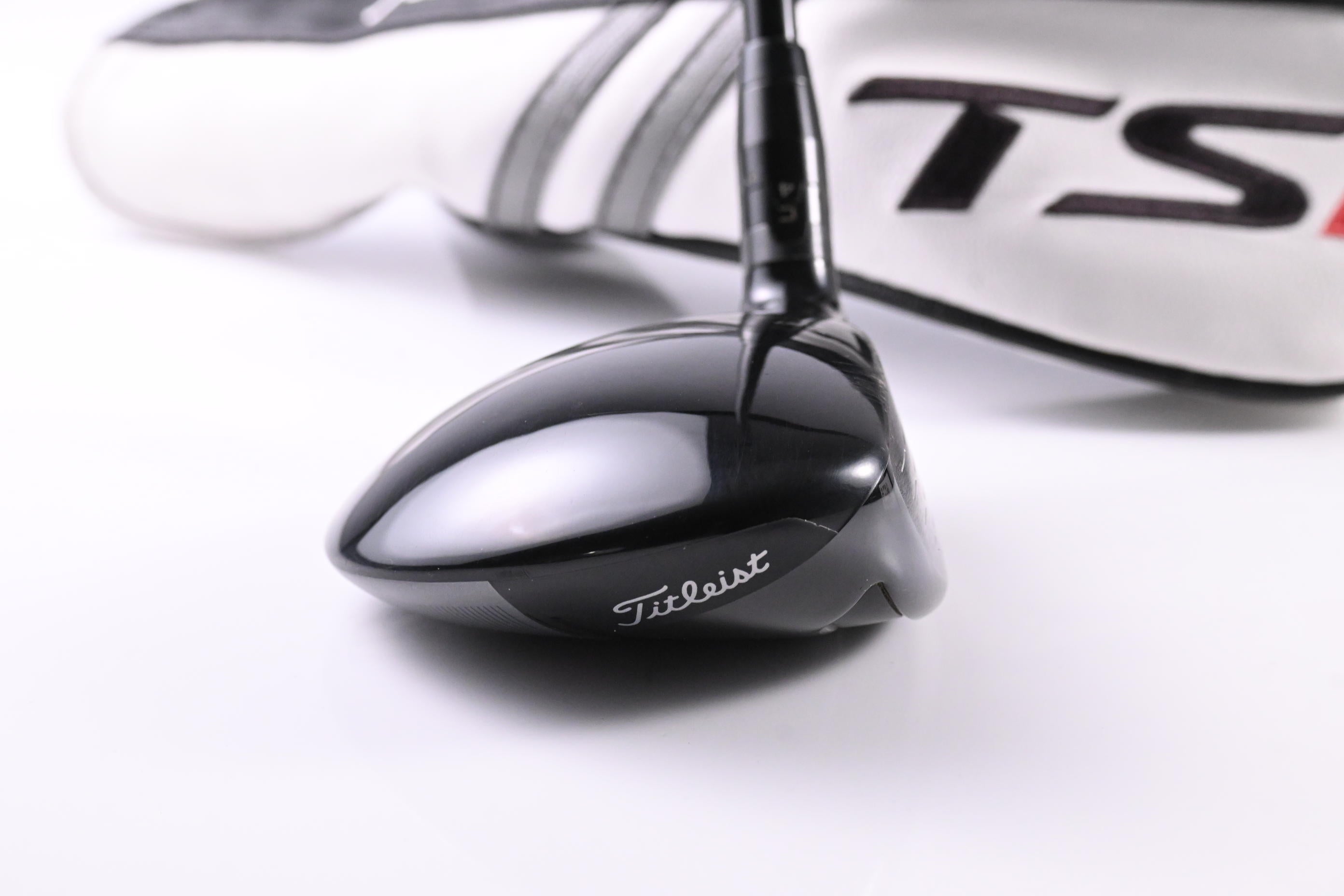 Titleist TSi2 #3 Wood / 15 Degree / Stiff Flex Tensei AV Raw White 75 Shaft