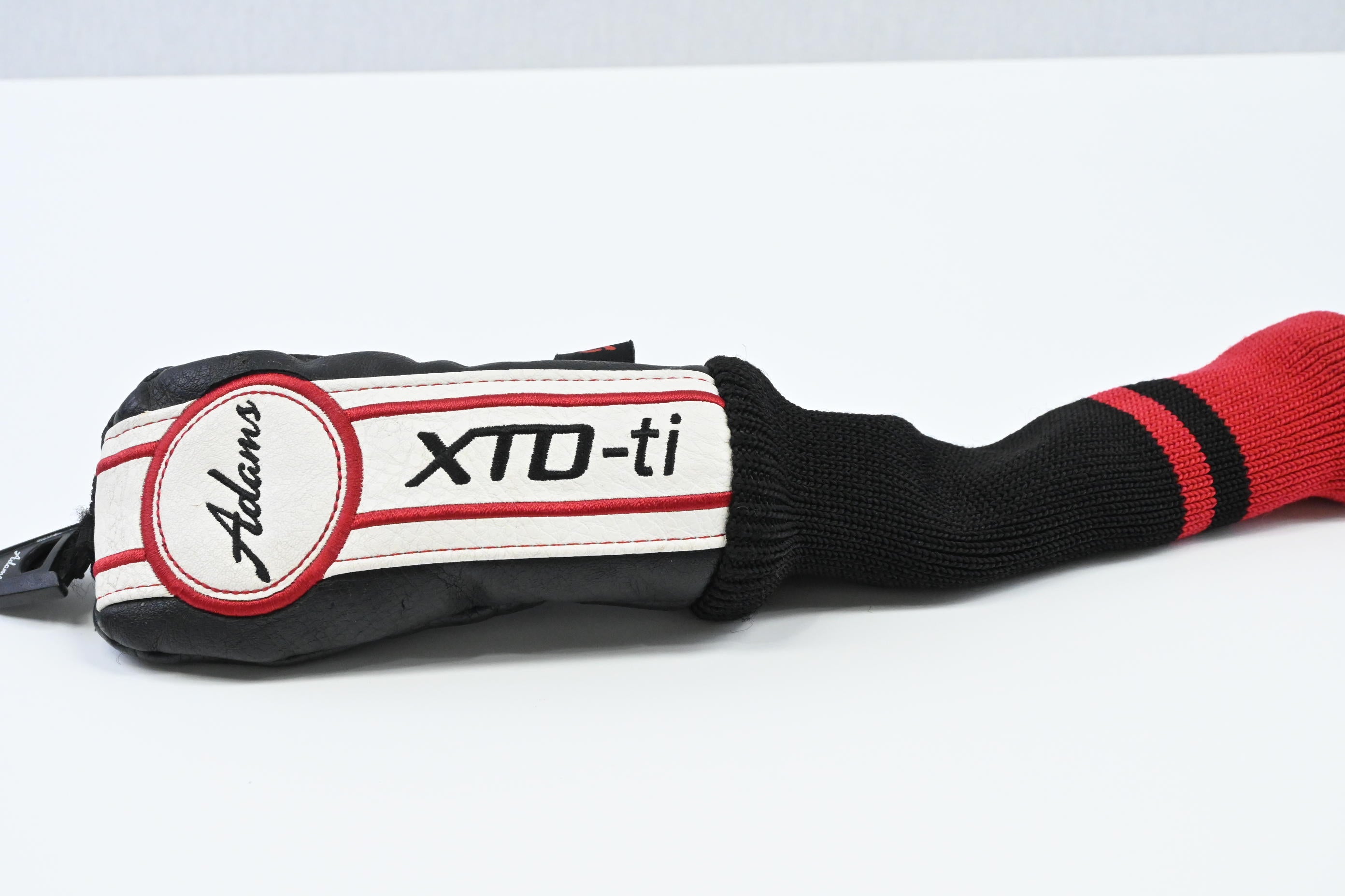 Adams XTD #4 Hybrid / 20 Degree / Stiff Flex Matrix Ozik Atlus hQ3 Red Tie Shaft