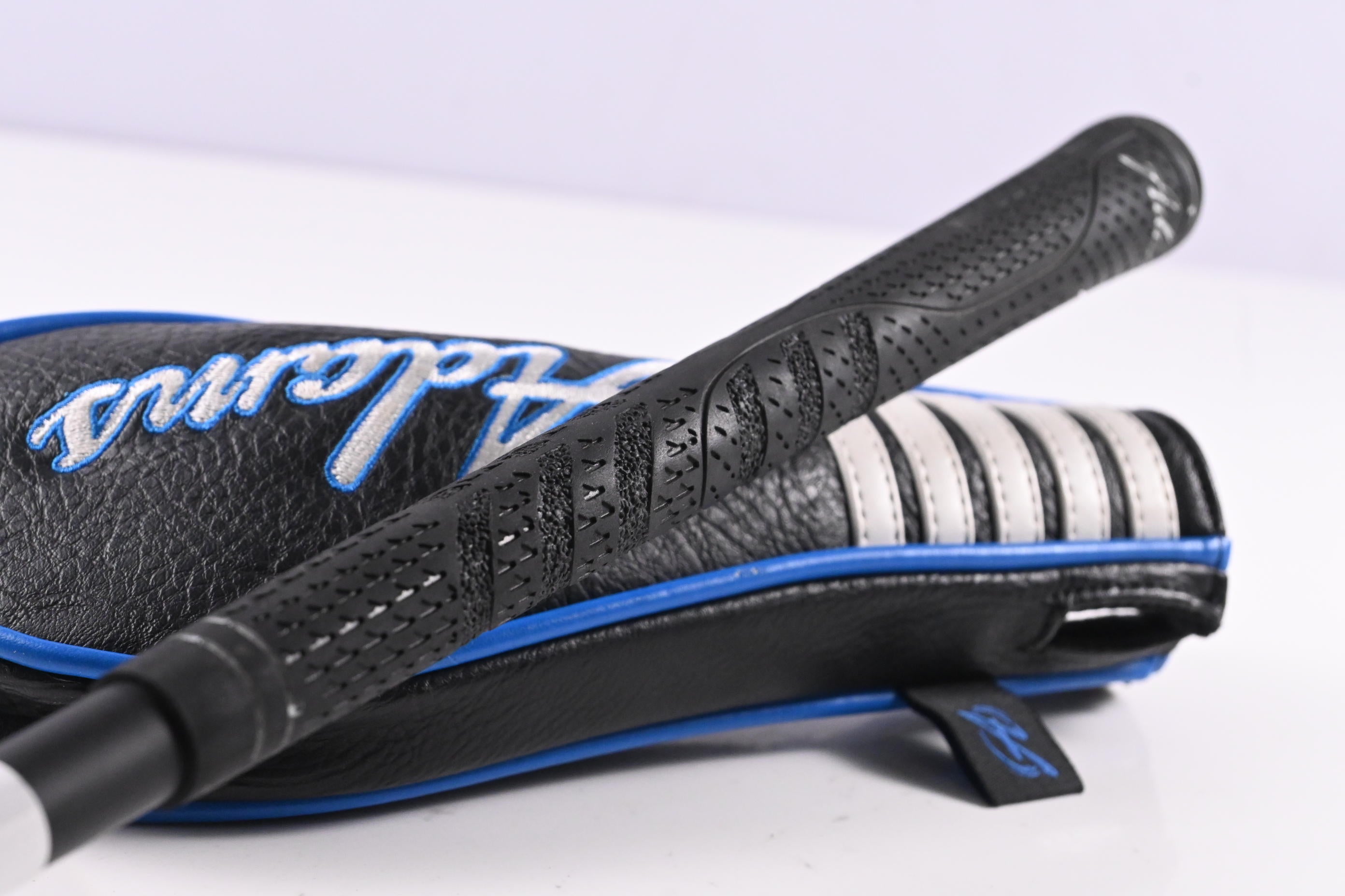 Adams Tight Lies 2.0 #4 Hybrid / 22 Degree / Regular Flex Kuro Kage 65 Shaft