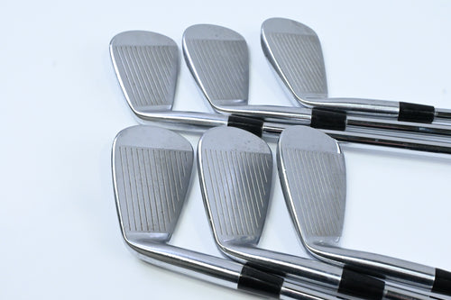 Mizuno Pro 221 Irons / 5-PW / Stiff Flex Dynamic Gold S300 Shafts