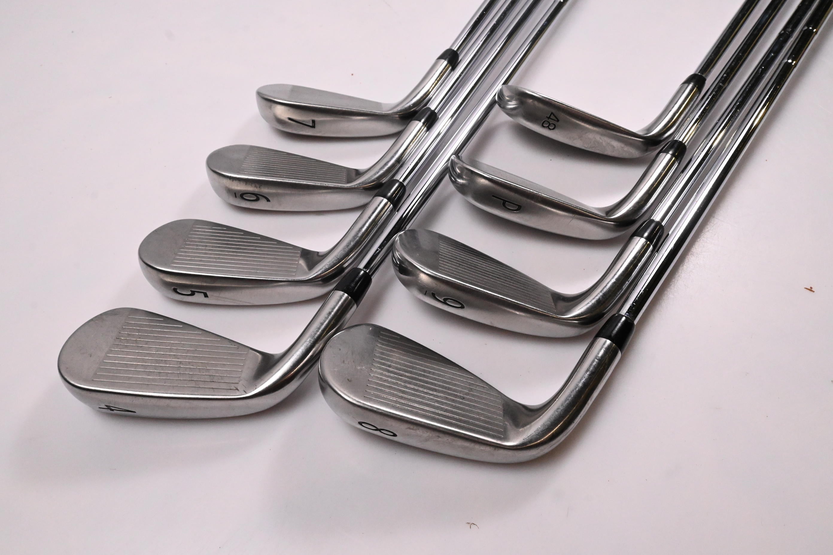 Titleist 718 AP1 Irons / 4-PW+48° / Regular Flex AMT Tour White R300 Shafts