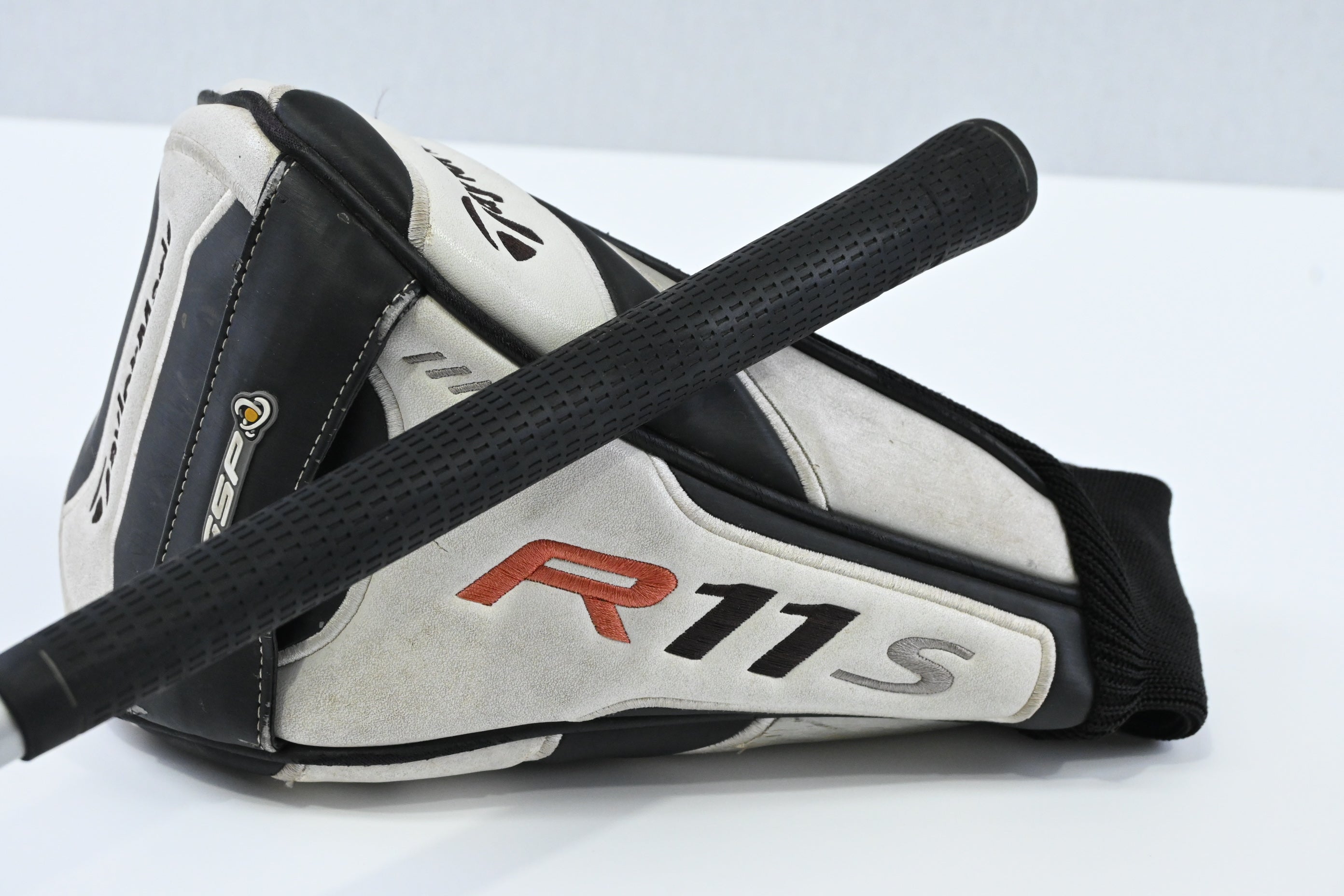 Taylormade R11S Driver / 9 Degree / Stiff Flex Aldila RIP Phenom 60 Shaft