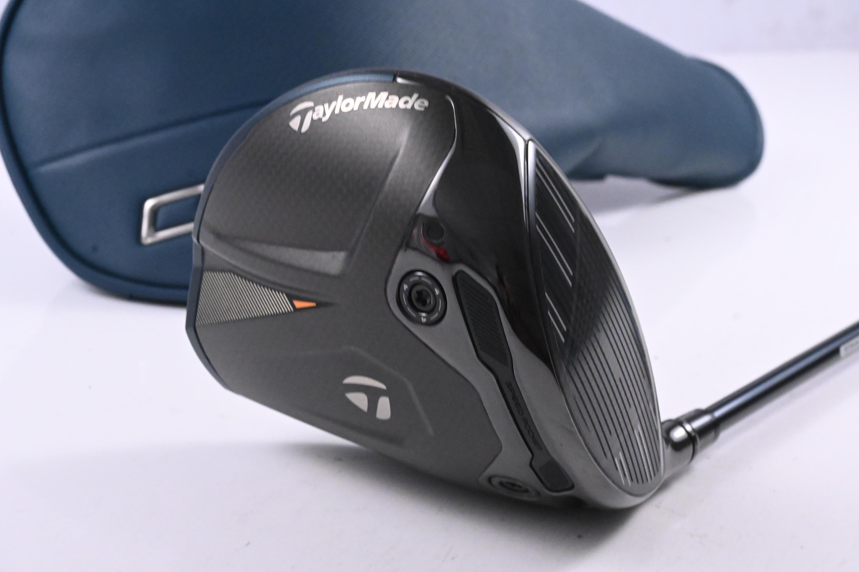 Taylormade Qi4D Driver / 10.5 Degree / X-Flex Graphite Design Tour AD FI 6 Shaft