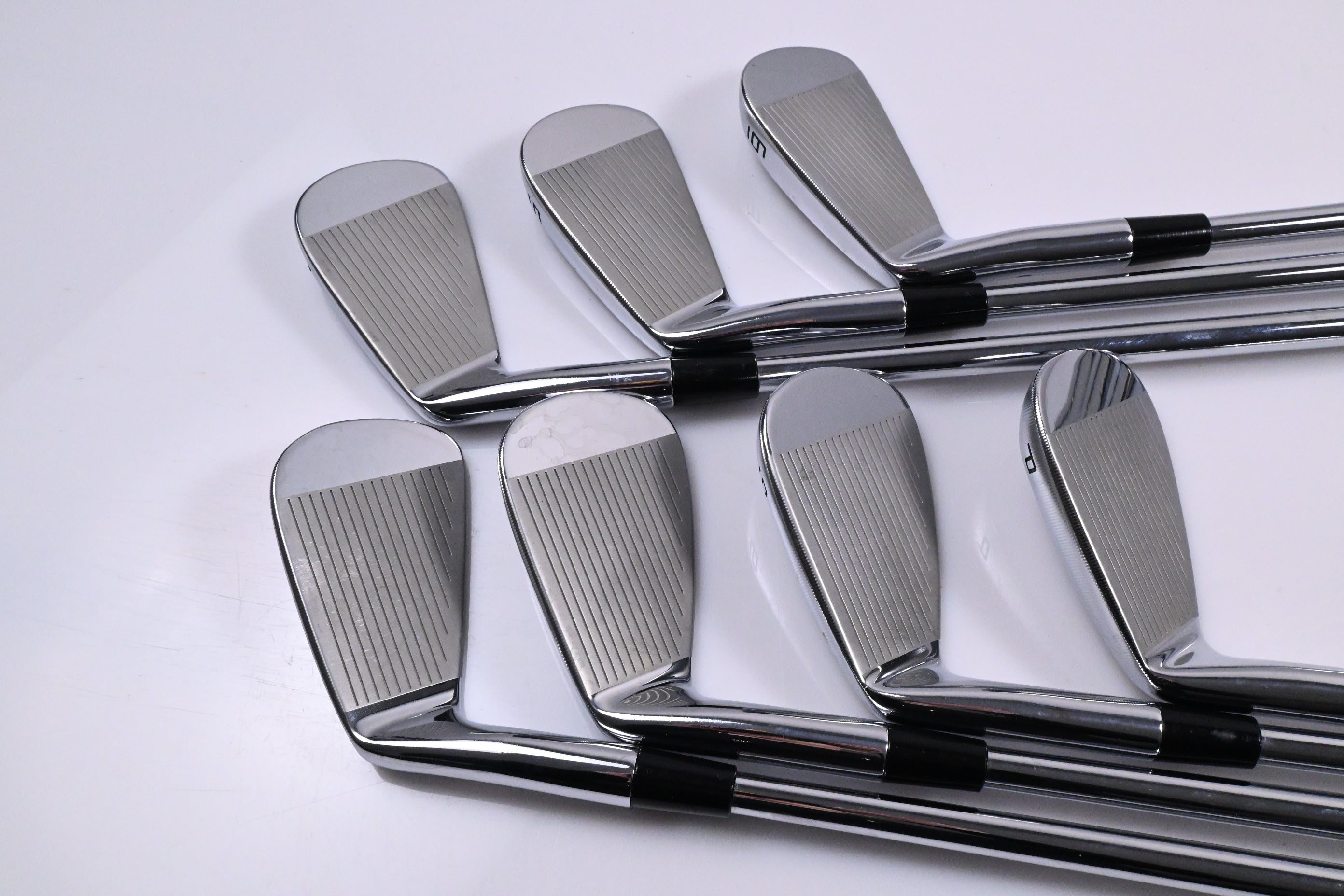 Taylormade P7TW Irons / 4-PW / X-Flex N.S.Pro Modus³ Tour 120 Shafts
