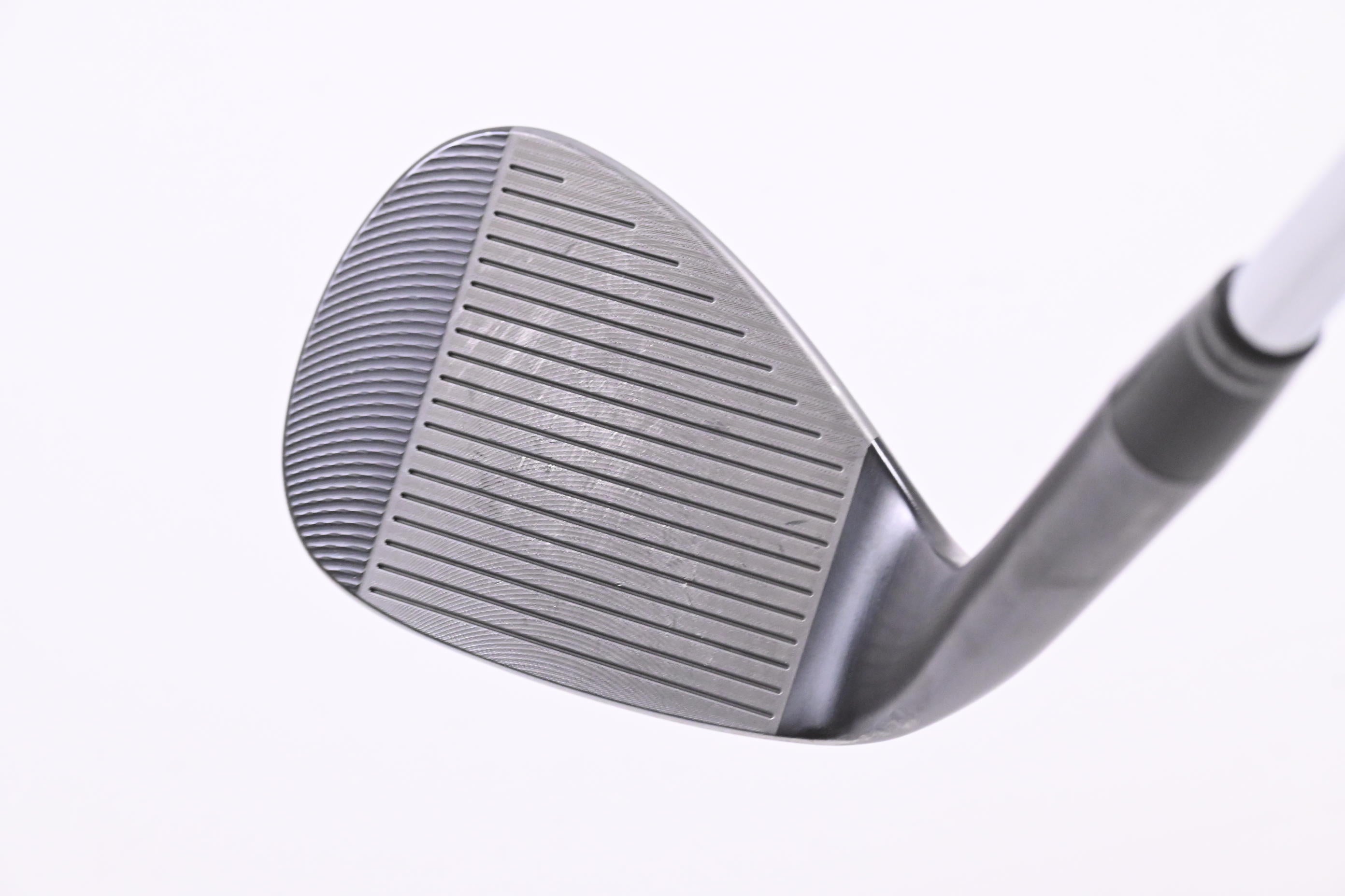 Cleveland RTZ Black Satin Lob Wedge / 60 Degree / Wedge Flex Dynamic Gold Shaft