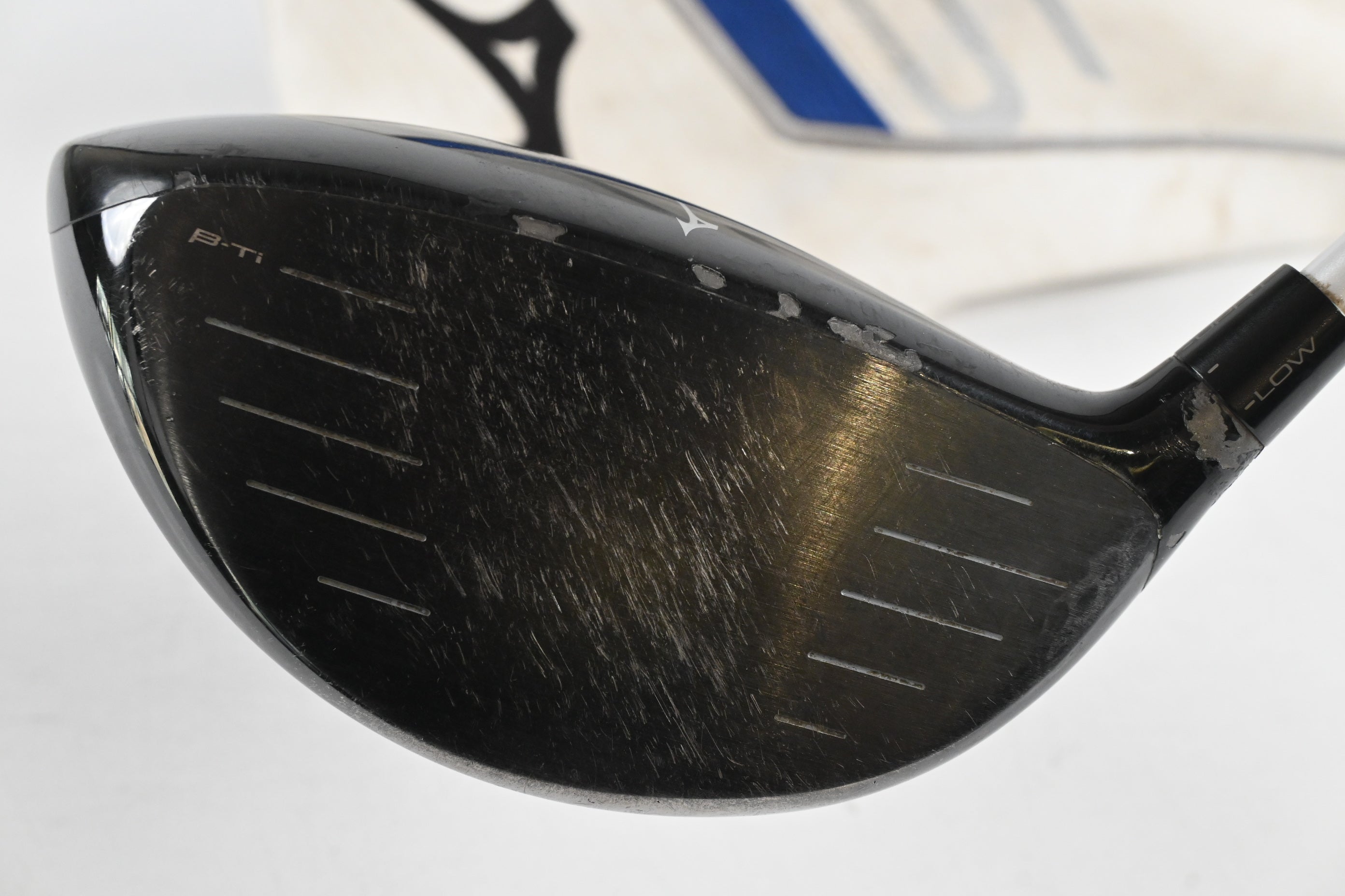 Mizuno ST-X 220 2022 Driver / 10.5 Degree / Regular Flex Aldila Ascent 50 Shaft