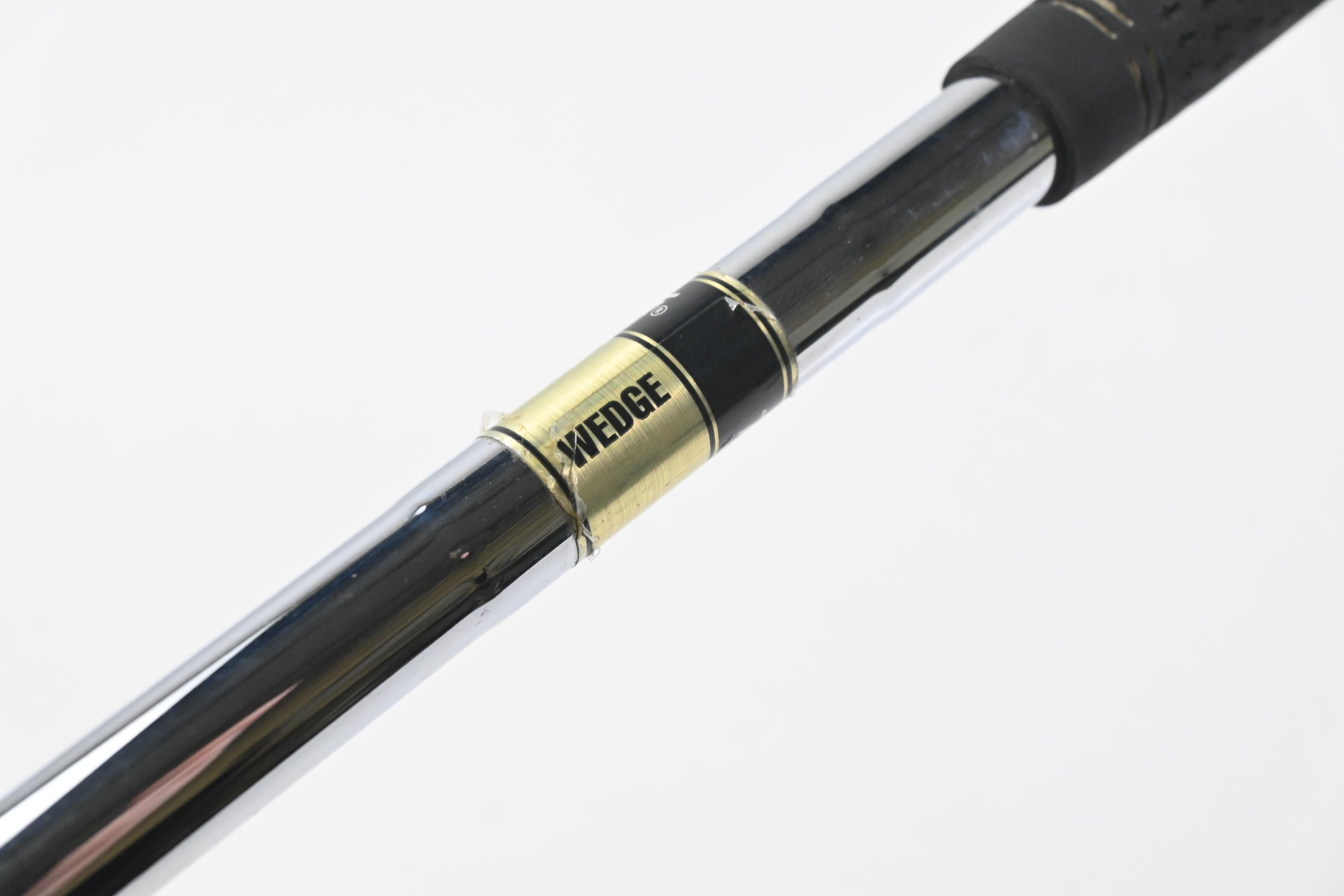 Cleveland 588 RTX Lob Wedge / 60 Degree / Wedge Flex Dynamic Gold Shaft