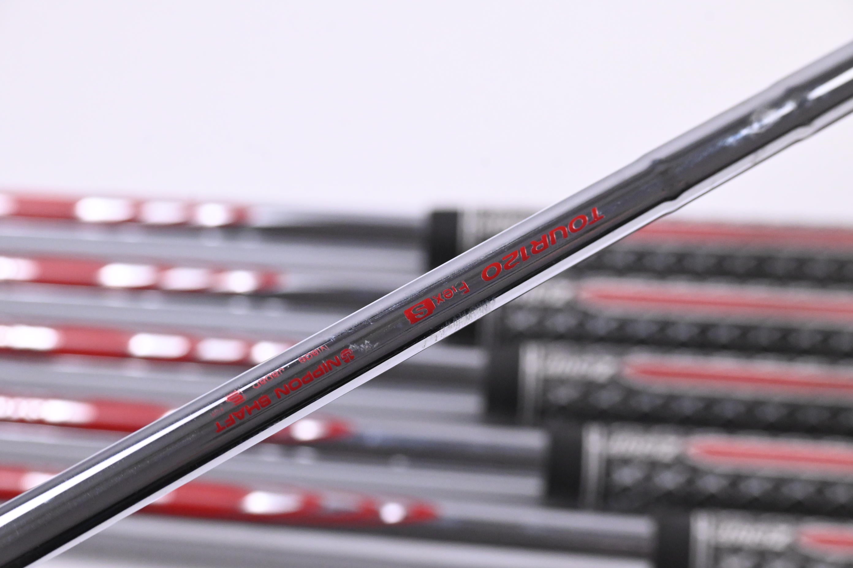 Titleist T200/T150 2023 Combo Irons / 5-PW / Stiff Flex N.S.Pro Modus3 Tour 120