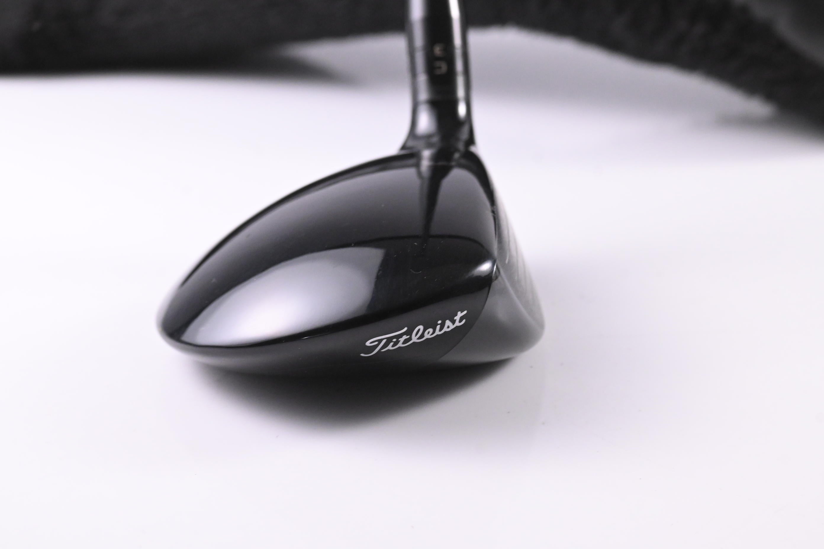 Titleist GT2 #5 Wood / 18 Degree / Regular Flex LA Golf A Series 50 Shaft