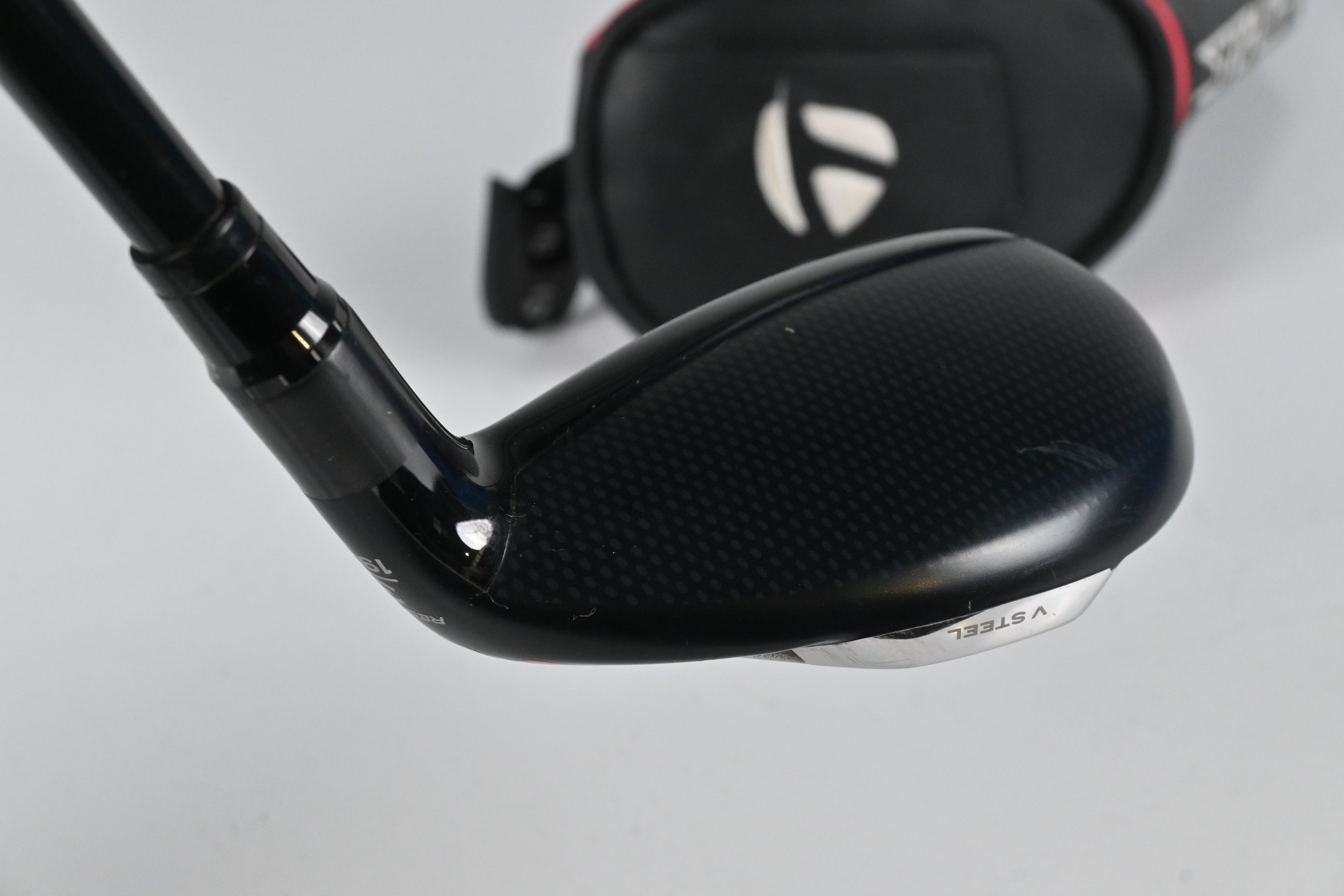 Taylormade Stealth Plus #3 Hybrid / 19.5 Degree / Stiff Flex Hzrdus Smoke RDX 80