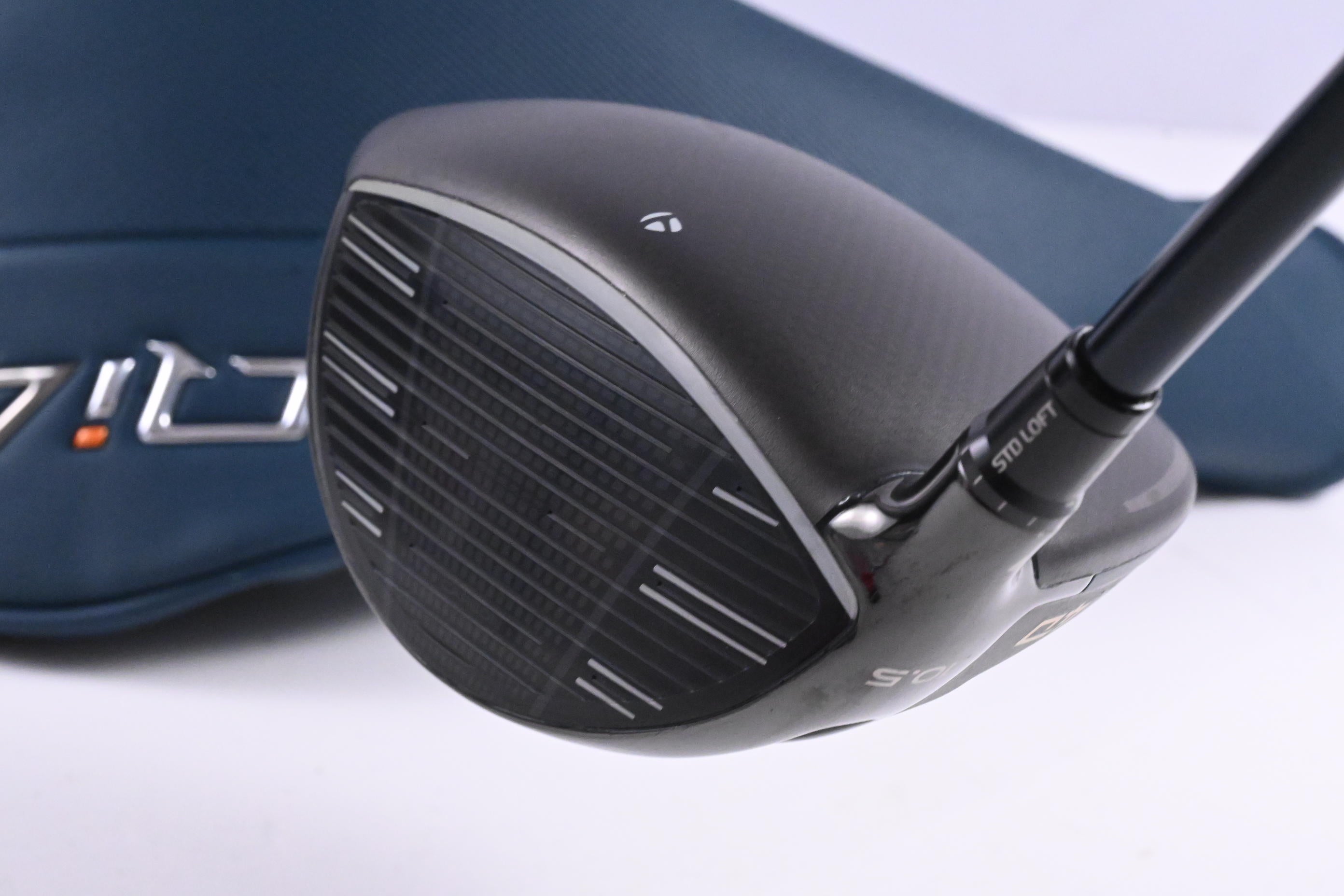 Taylormade Qi4D Driver / 10.5 Degree / X-Flex Graphite Design Tour AD FI 6 Shaft