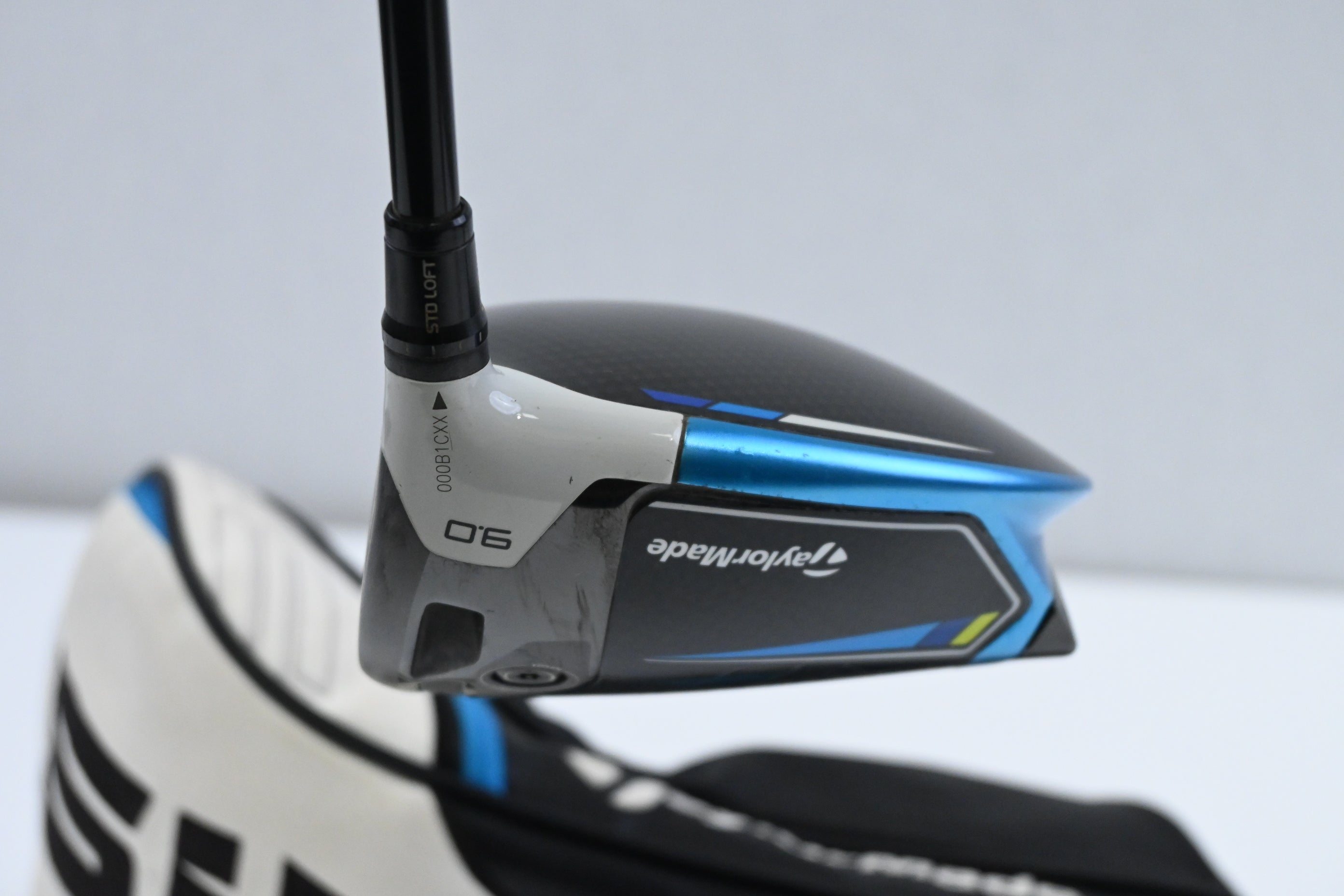 Taylormade SIM2 Max Driver / 9 Degree / X-Flex HZRDUS Smoke Black RDX 70 Shaft