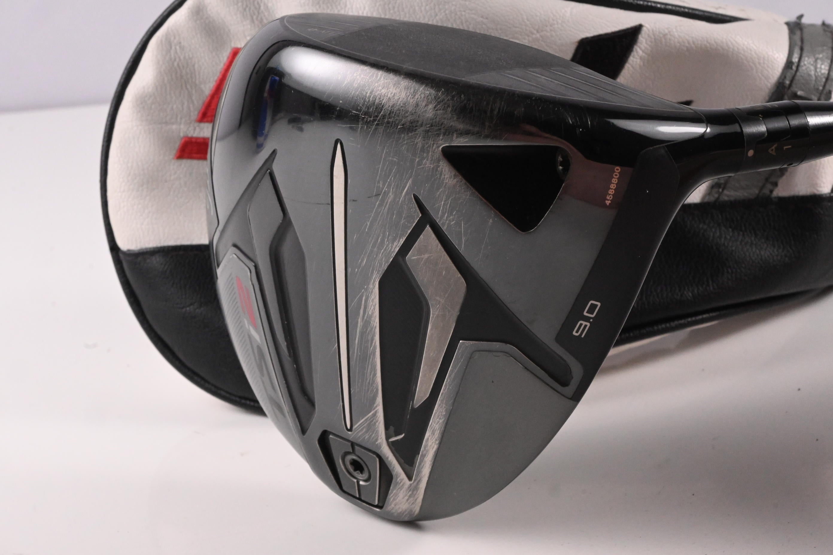 Titleist TSi2 Driver / 9 Degree / Stiff Flex HZRDUS Smoke Black RDX 60 Shaft