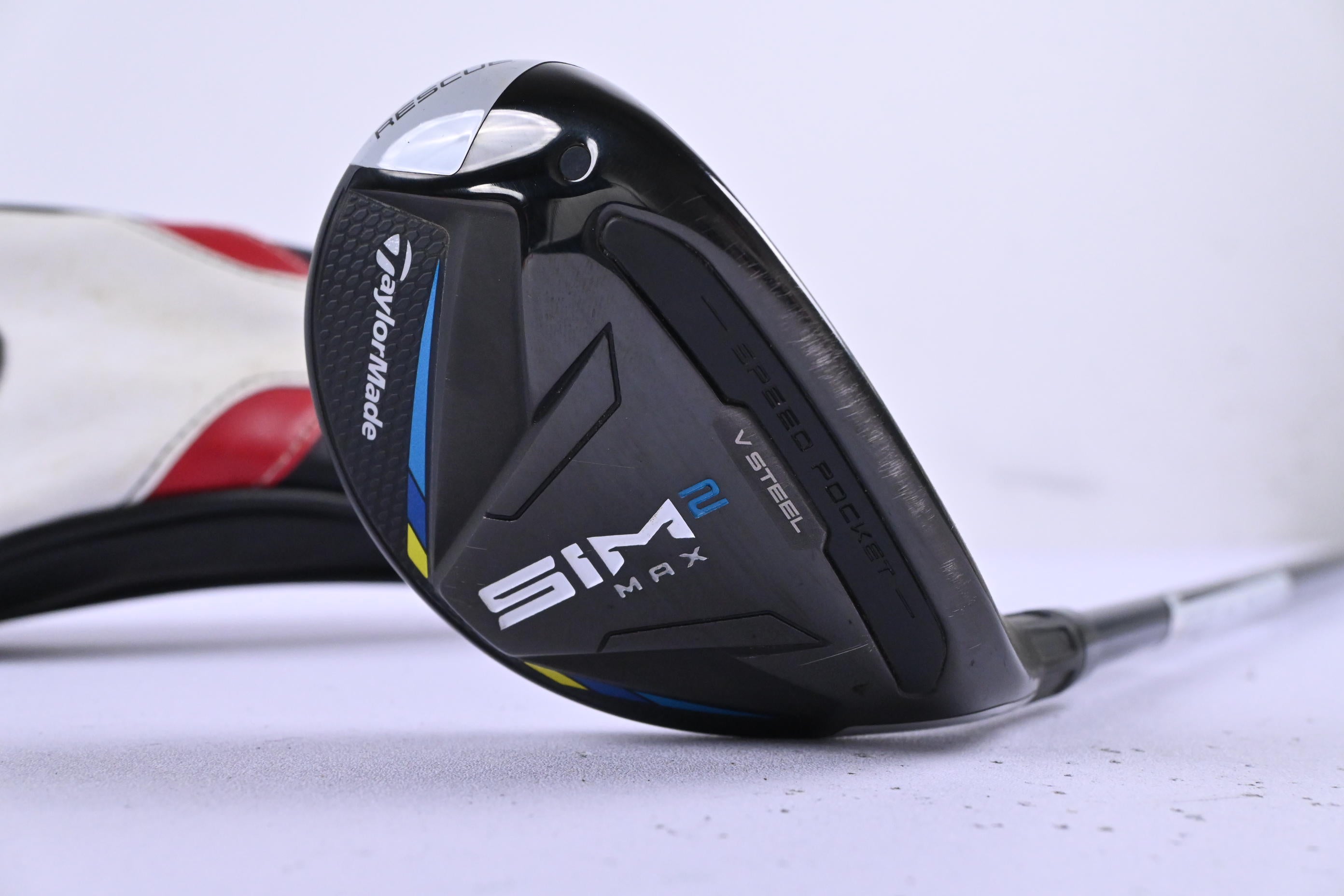 Taylormade SIM2 Max #4 Hybrid / 22 Degree / Regular Flex Fujikura Ventus Blue 6