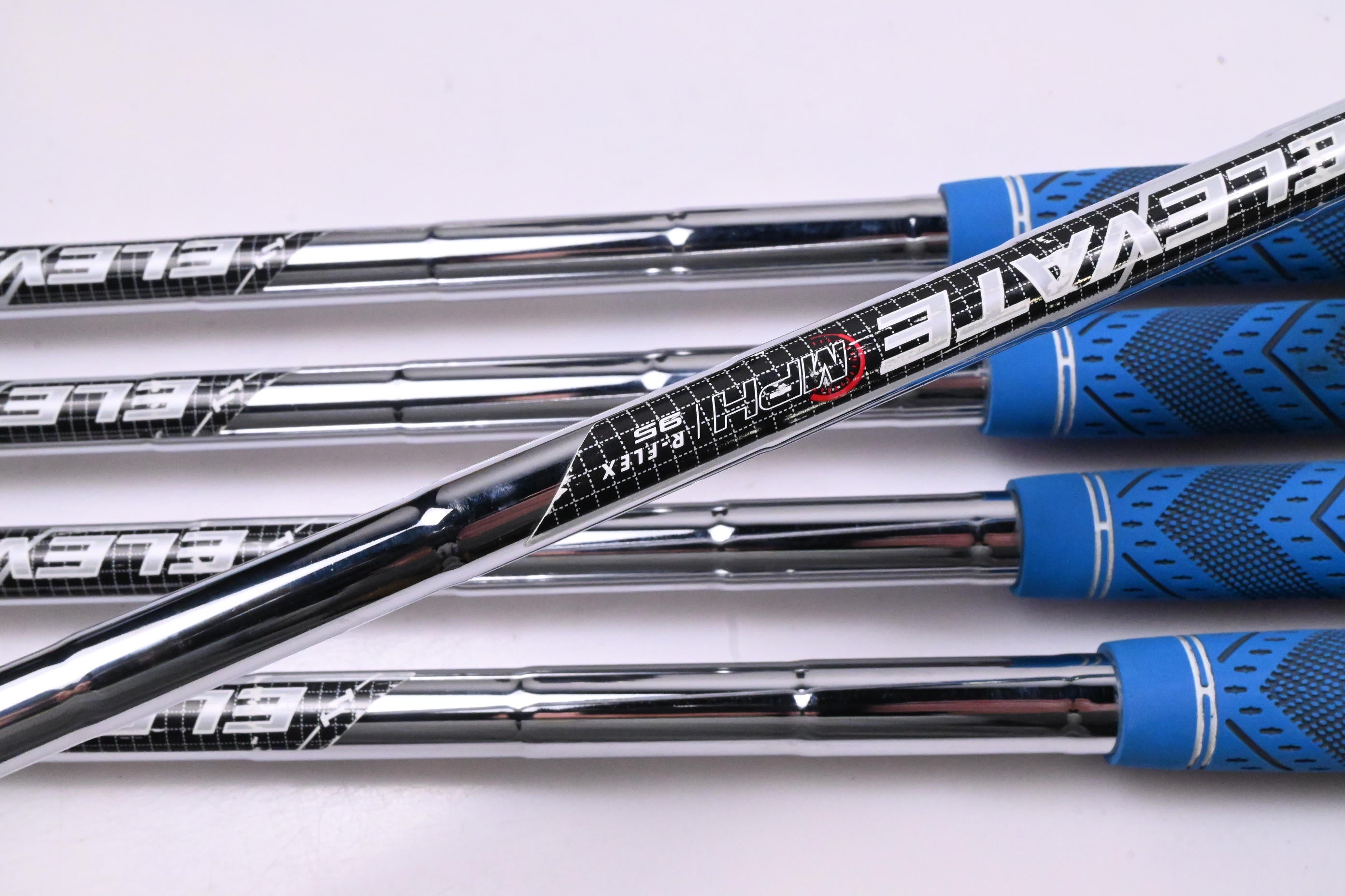 Callaway Paradym Irons / 7-PW+GW / Regular Flex Elevate MPH 95 Shafts