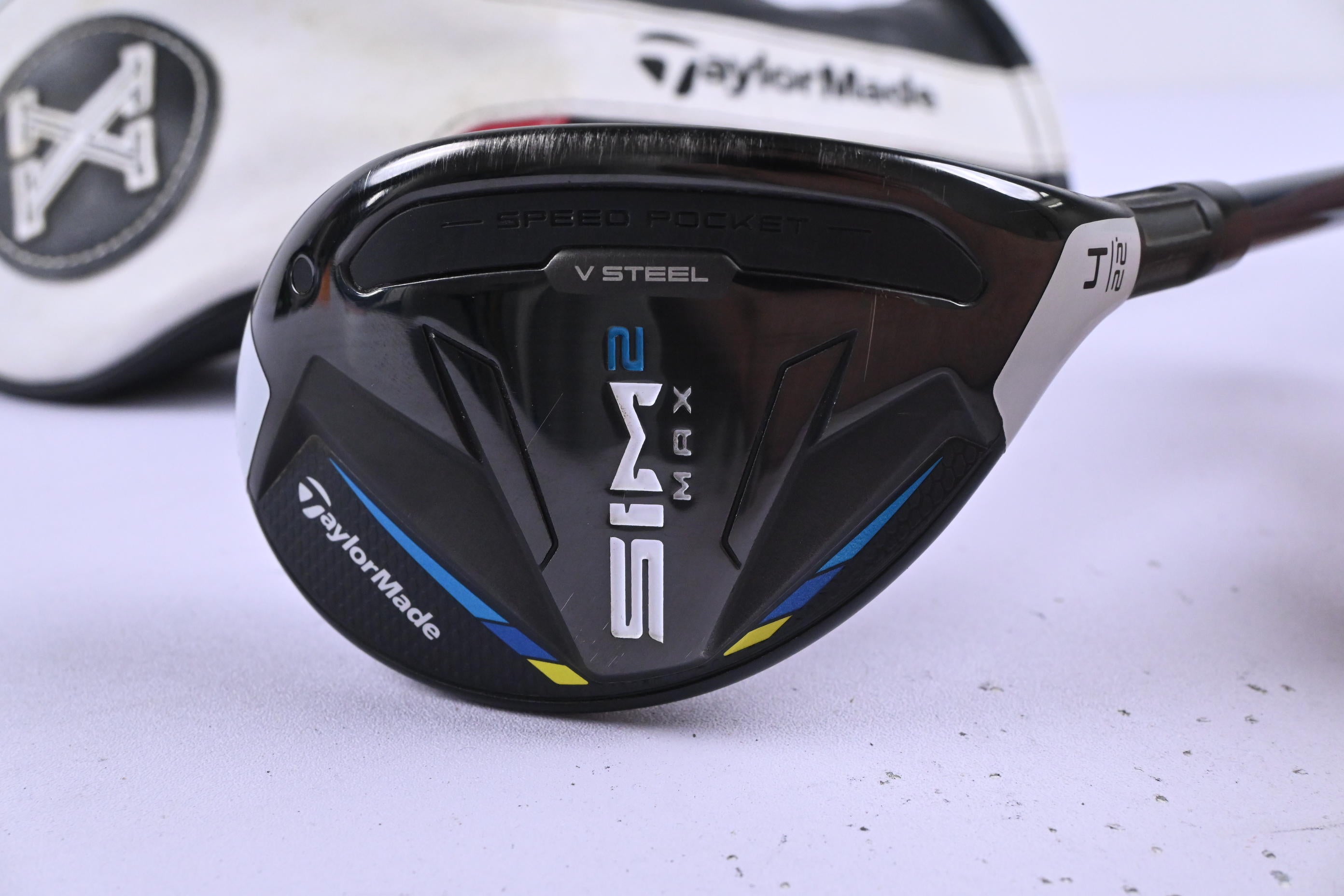 Taylormade SIM2 Max #4 Hybrid / 22 Degree / Regular Flex Fujikura Ventus Blue 6