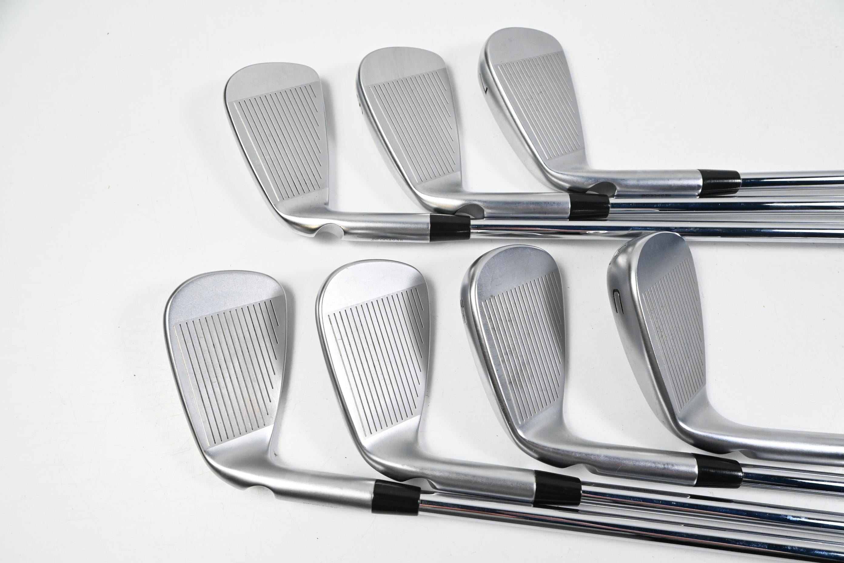 Ping i530 Irons / 5-PW+GW / White Dot / Regular Flex Elevate MPH 95 Shafts